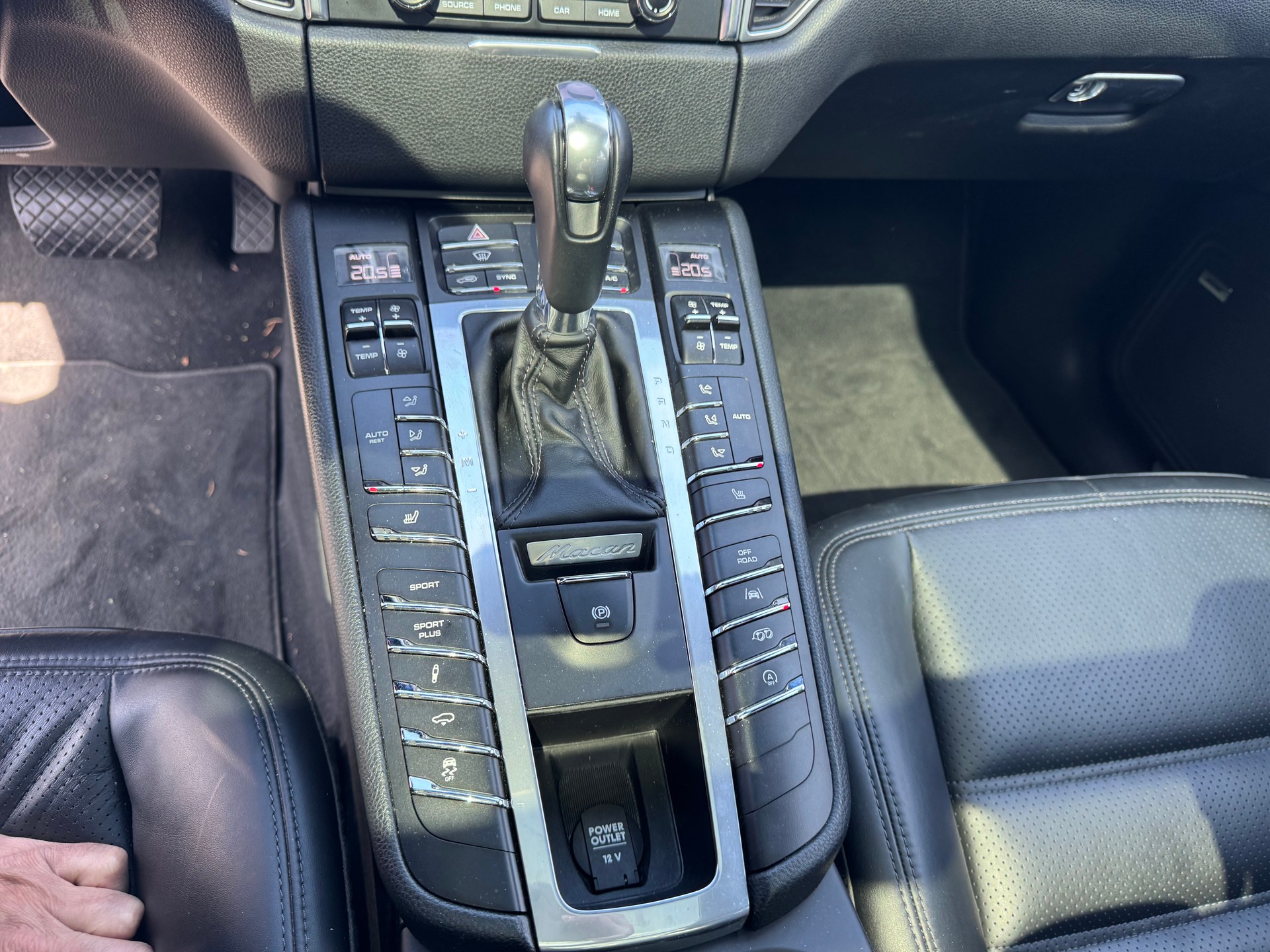 PORSCHE Macan GTS PDK - 8