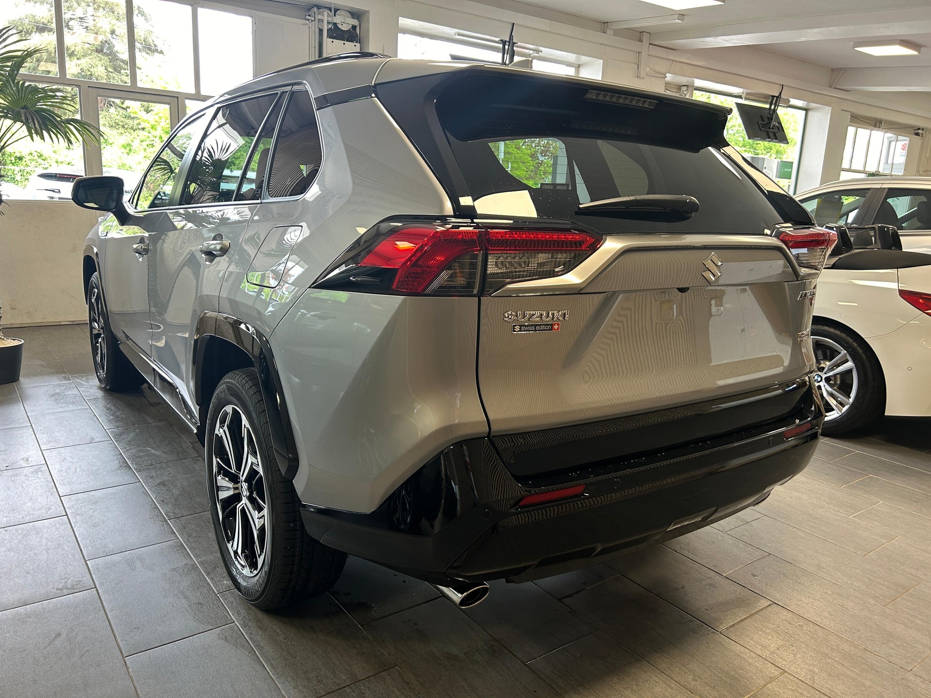 SUZUKI Across 2.5 PHEV Compact Top 4x4 - 25