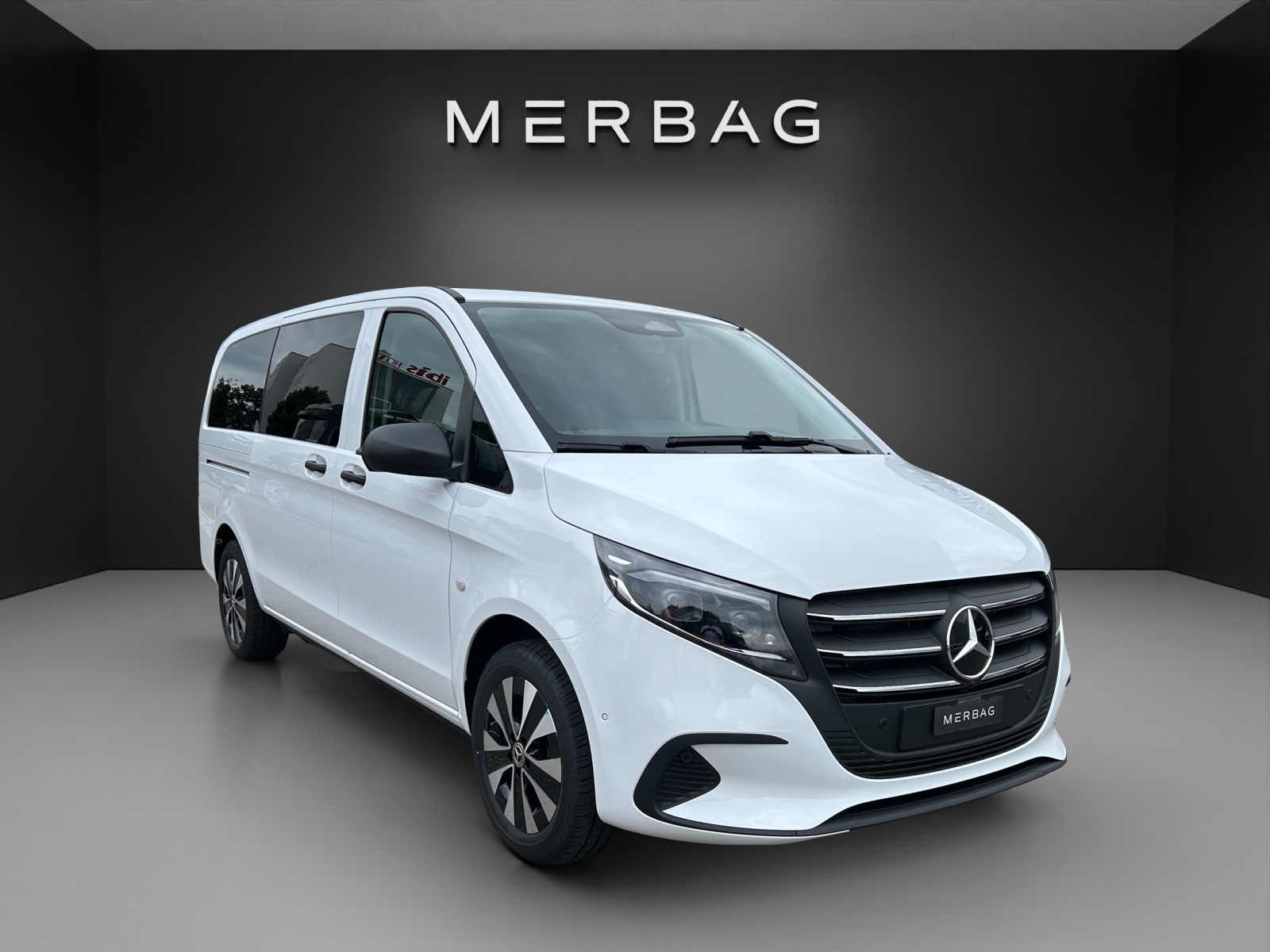 MERCEDES-BENZ Vito 119 CDI Lang Tourer 9G-Tronic 4M Select