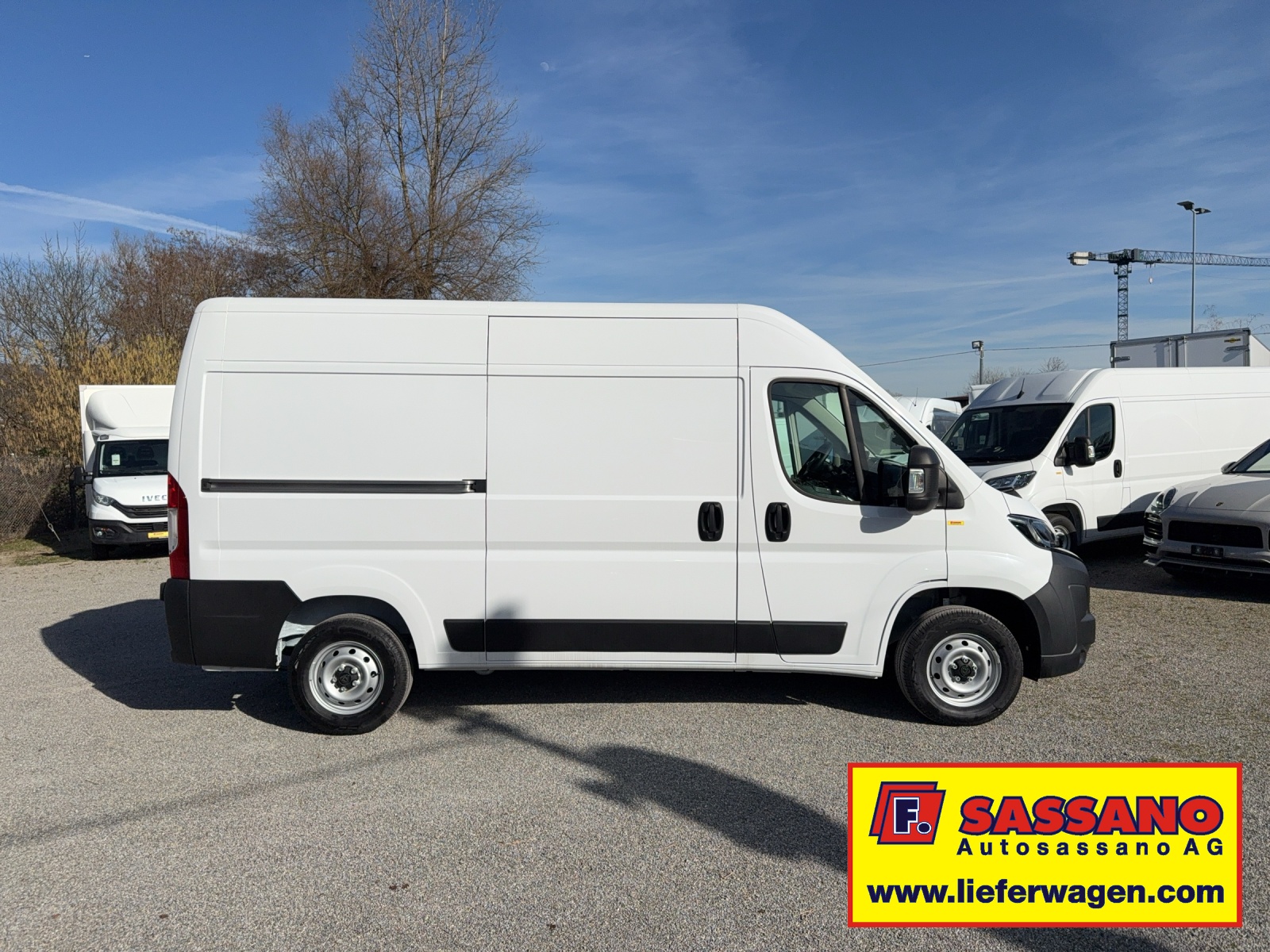PEUGEOT Boxer 2.2 BlueHDI 140 335 L2H2 Speziell / Camper - 13