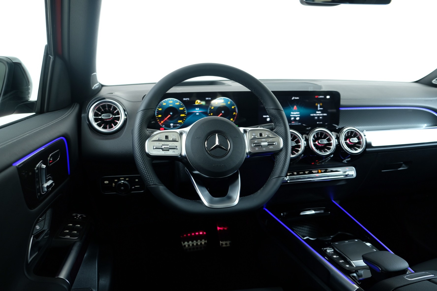 MERCEDES-BENZ GLB 250 4Matic AMG Line 8G-Tronic - 11