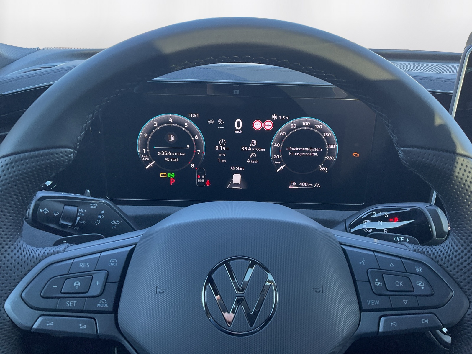 VW Tiguan R-Line Plus - 8