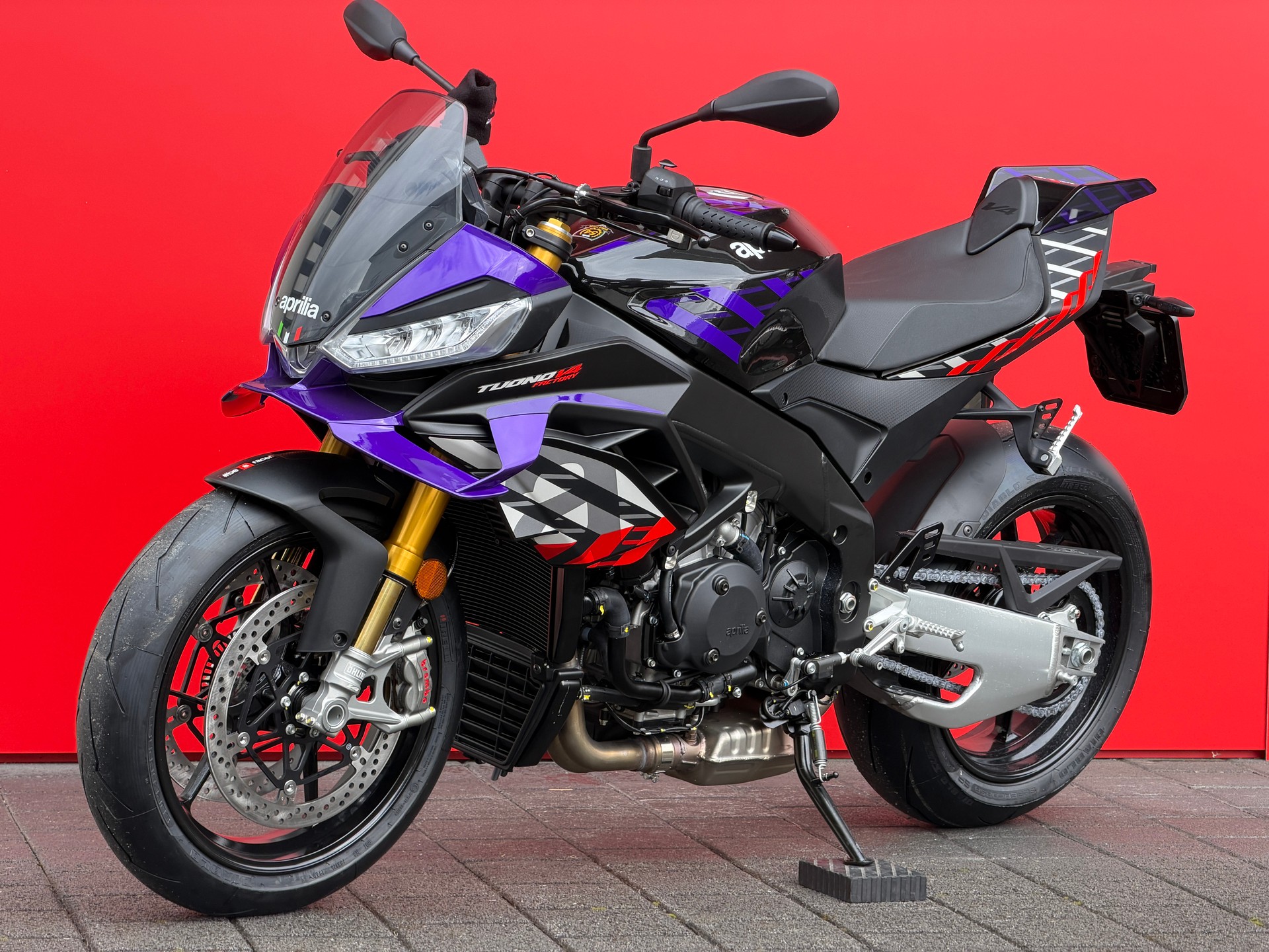 APRILIA Tuono V4 1100 E5+ Factory - 2