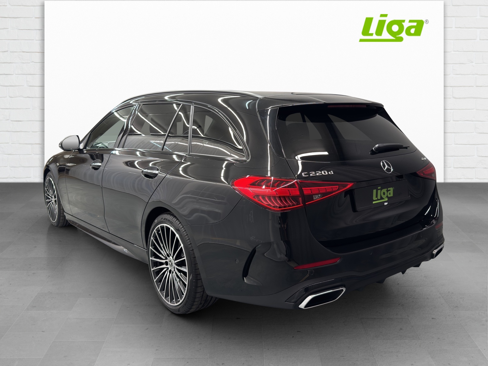 MERCEDES-BENZ C 220 d Swiss Star AMG Line 4matic Kombi - 4