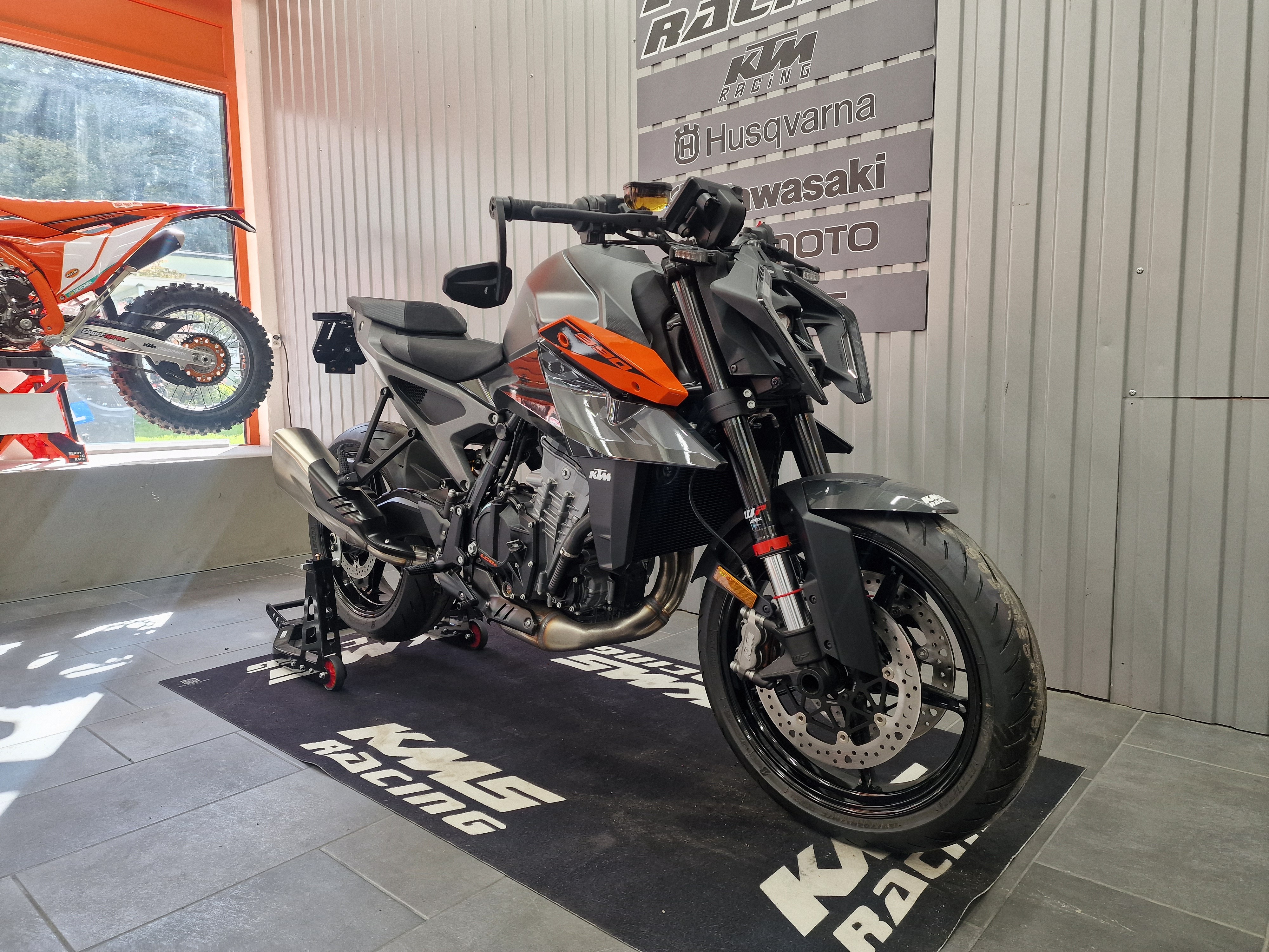 KTM 990 Duke