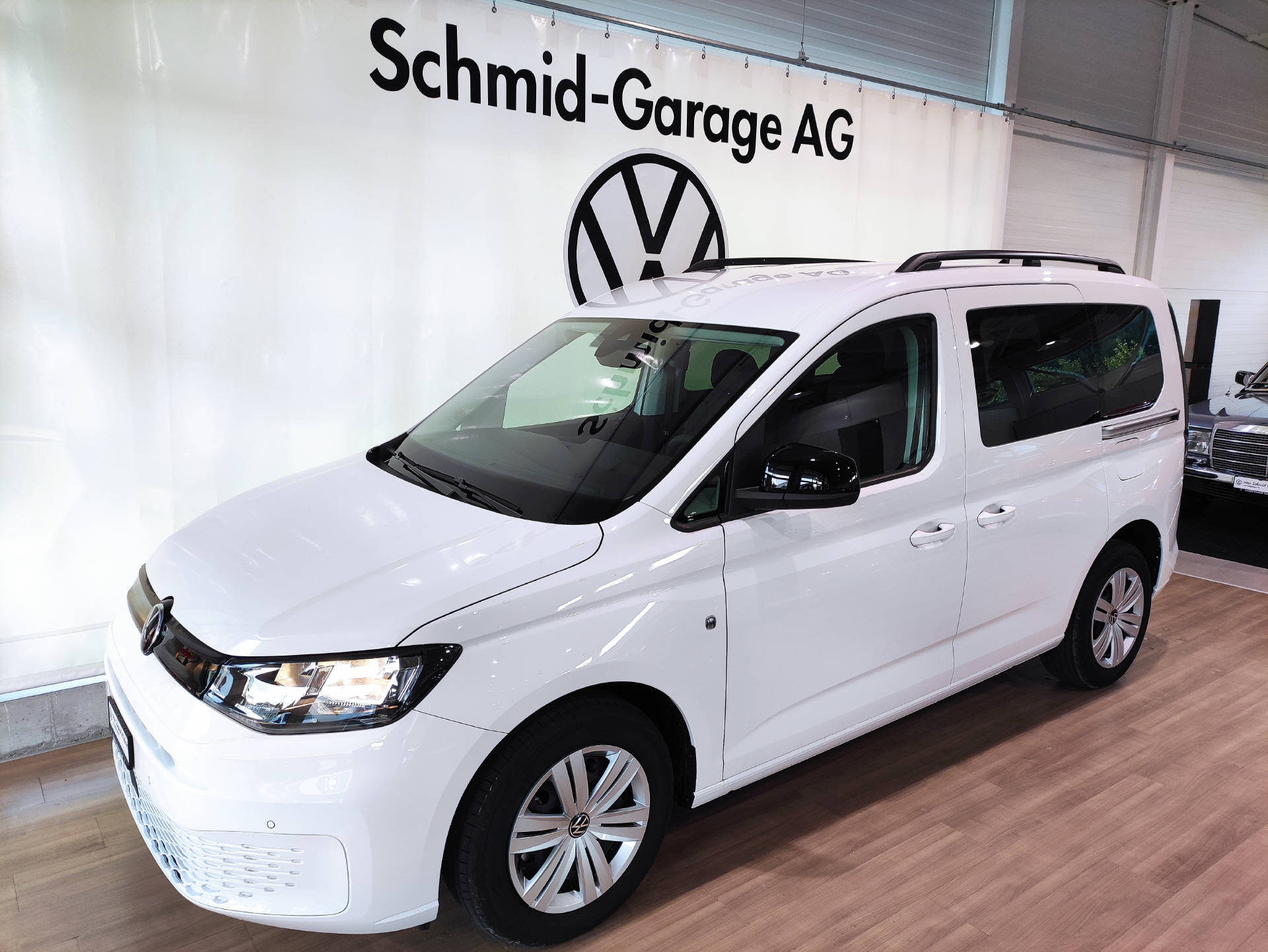 VW Caddy 2.0 TDI 122 Liberty 4motion - 1