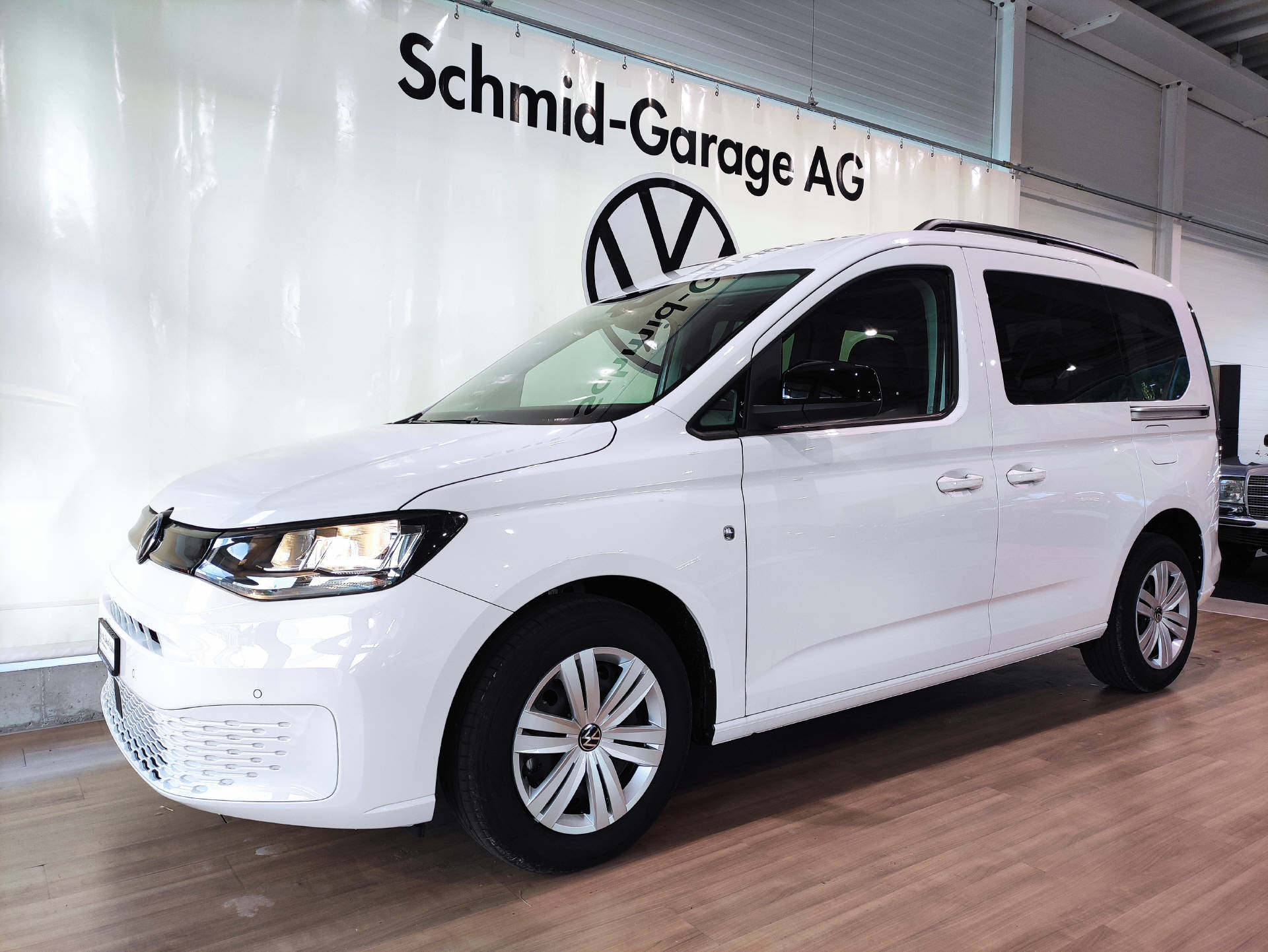 VW Caddy 2.0 TDI 122 Liberty 4motion - 2