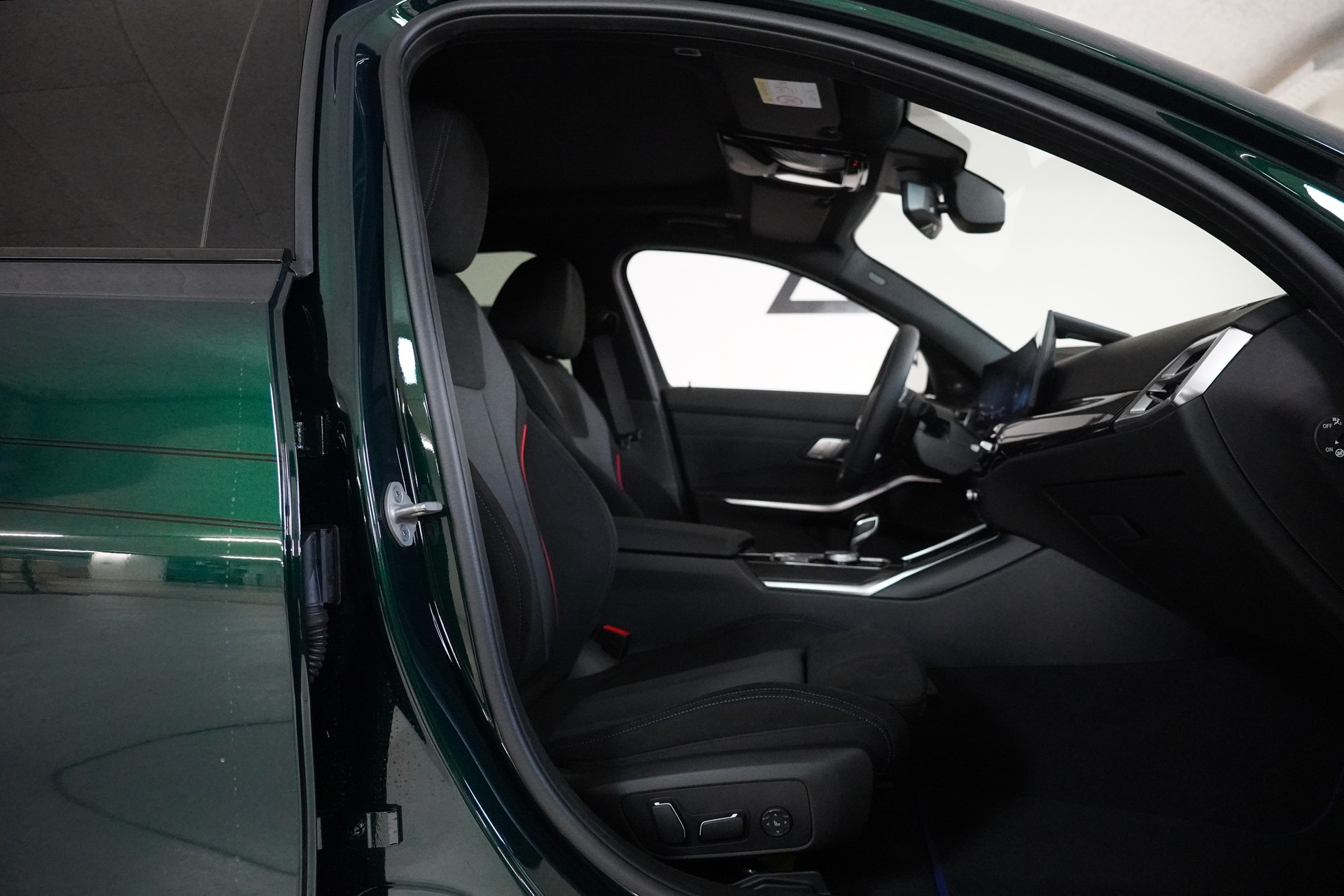 BMW-ALPINA D3 S BiTurbo Touring 3.0d xDrive Switch-Tronic - 14