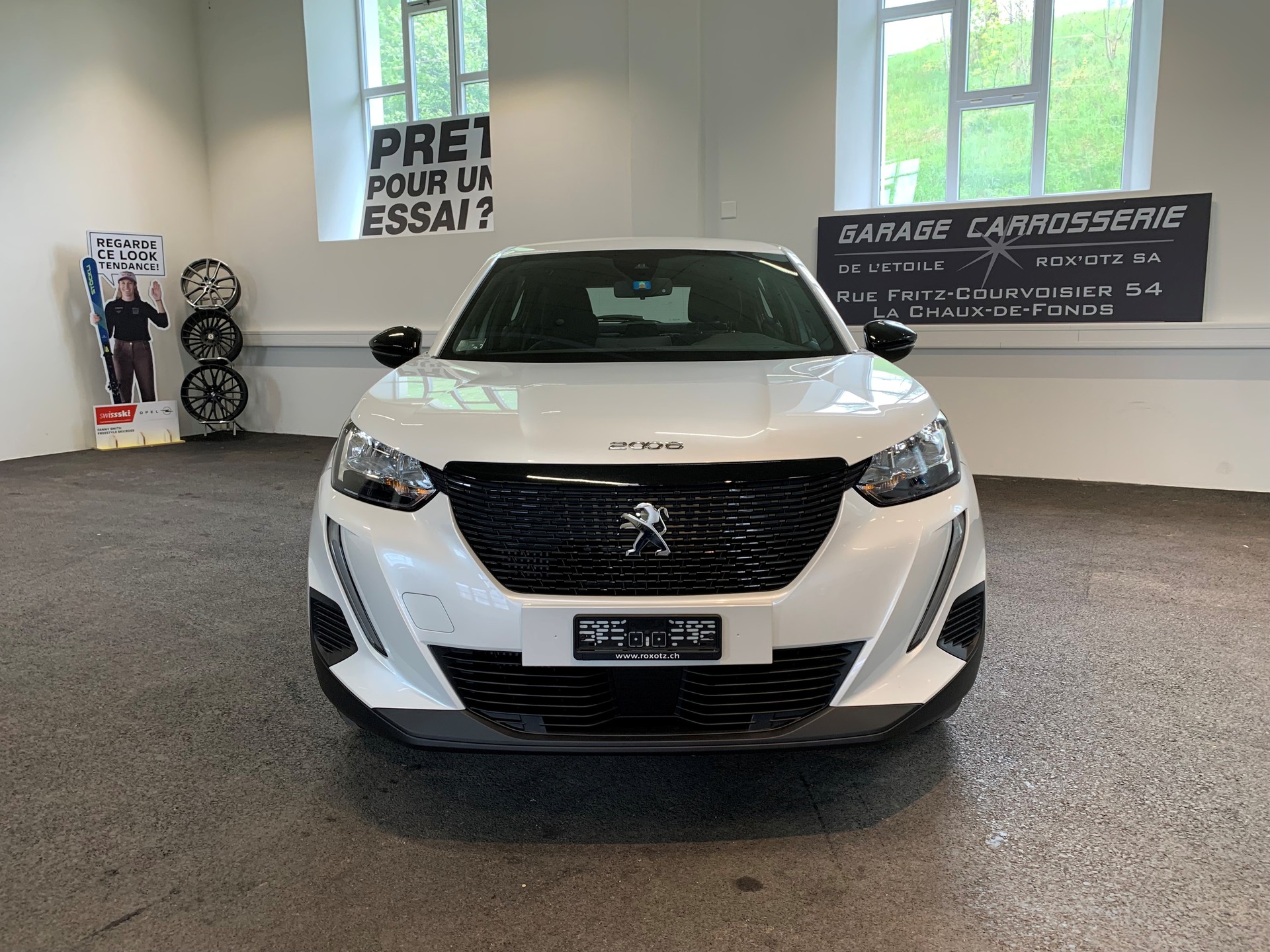 PEUGEOT 2008 1.2 PureTech Active Pack EAT8 - 2
