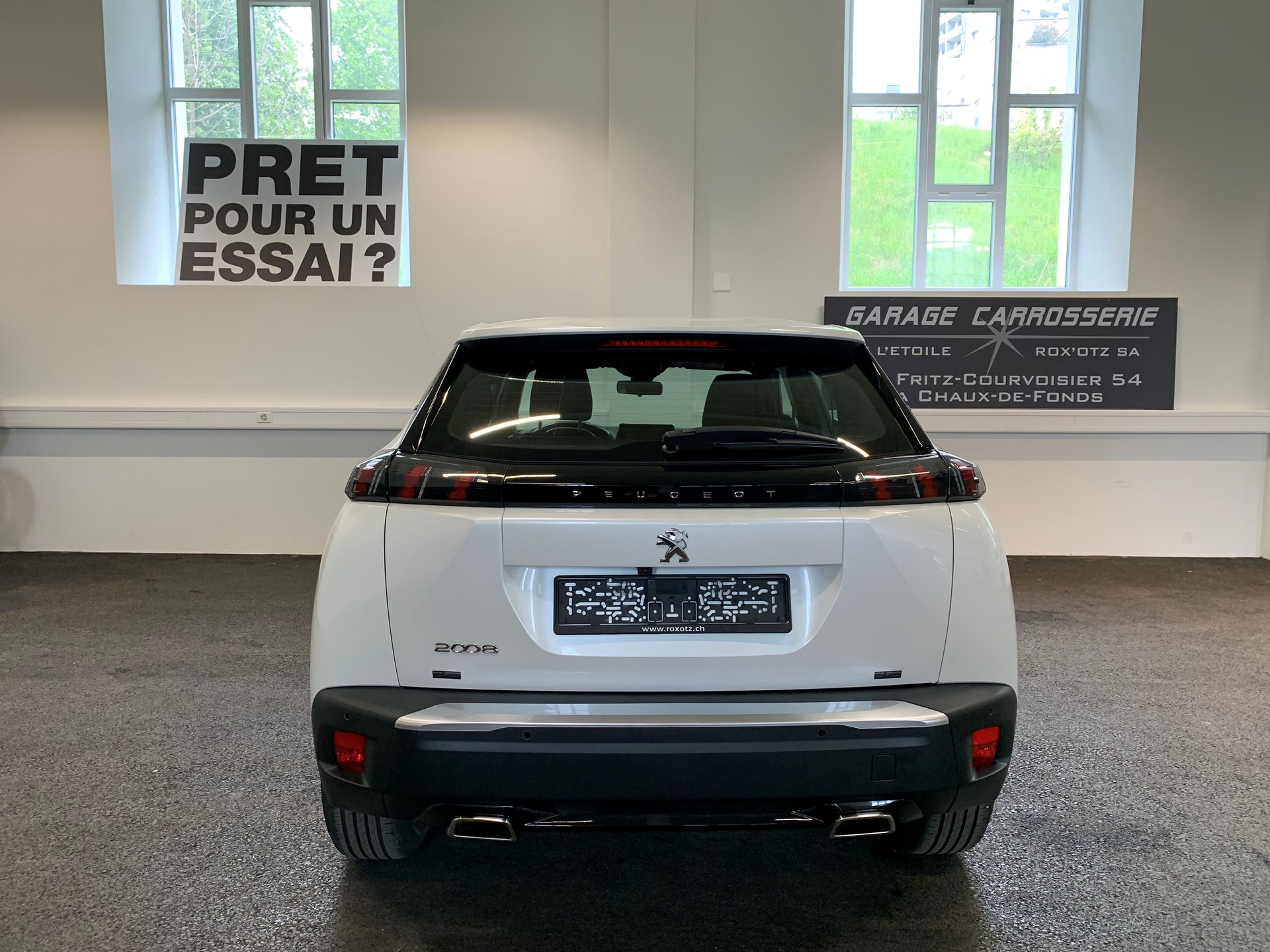 PEUGEOT 2008 1.2 PureTech Active Pack EAT8 - 7
