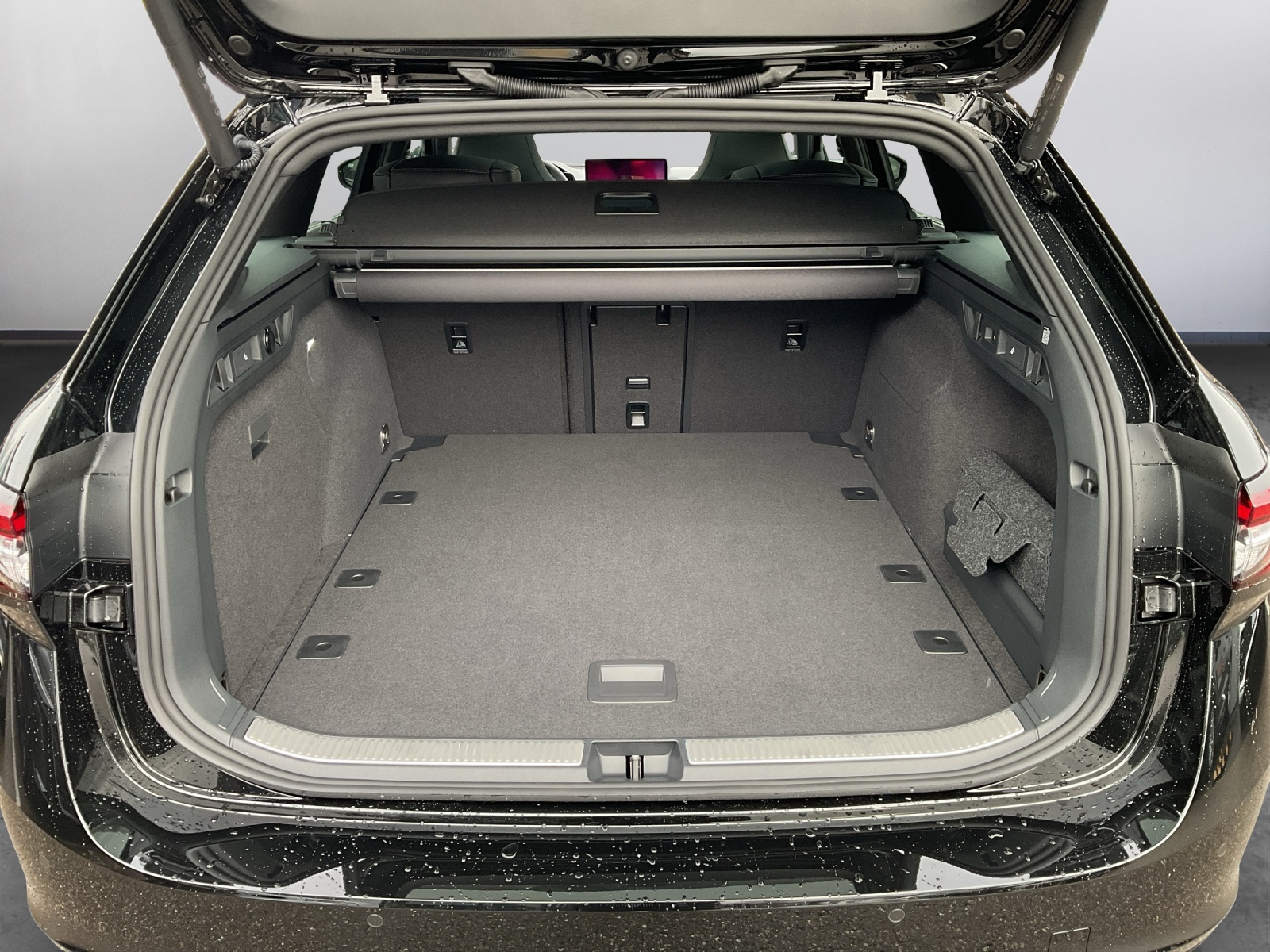 SKODA Superb Combi 2.0 TSI Sportline 4x4 DSG - 12