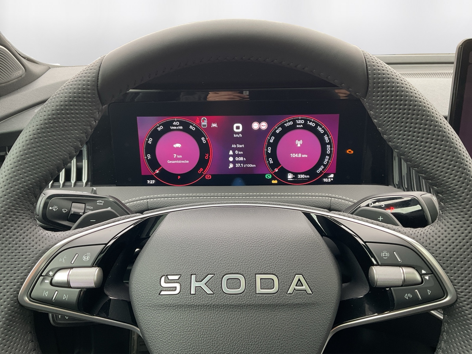 SKODA Superb Combi 2.0 TSI Sportline 4x4 DSG - 8