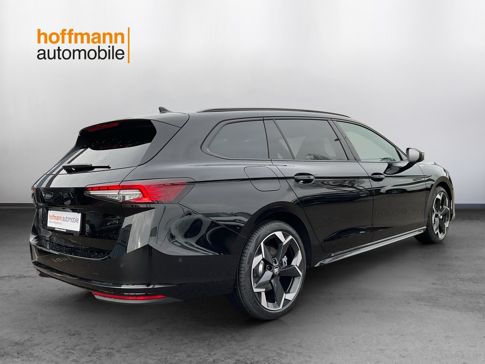 SKODA Superb Combi 2.0 TSI Sportline 4x4 DSG - 4