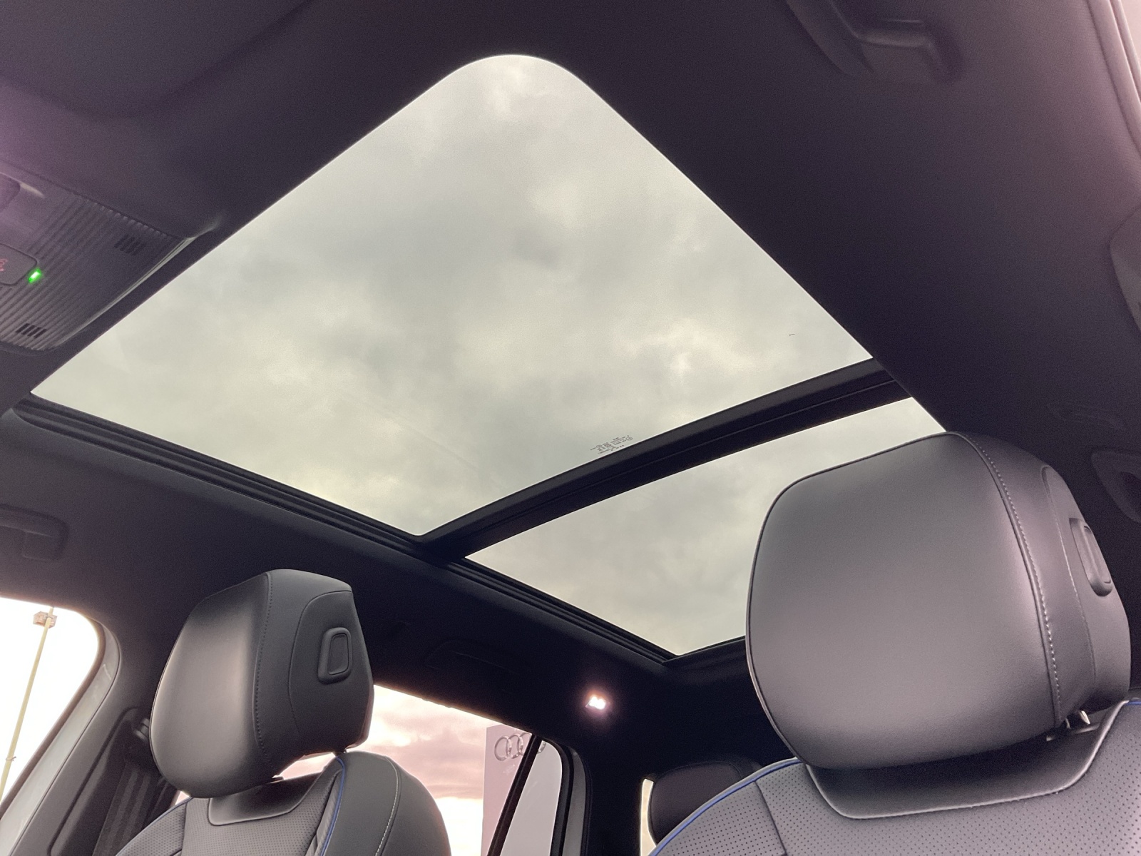 VW Tayron 2.0 TDI SCR R-Line 4Motion DSG - 15