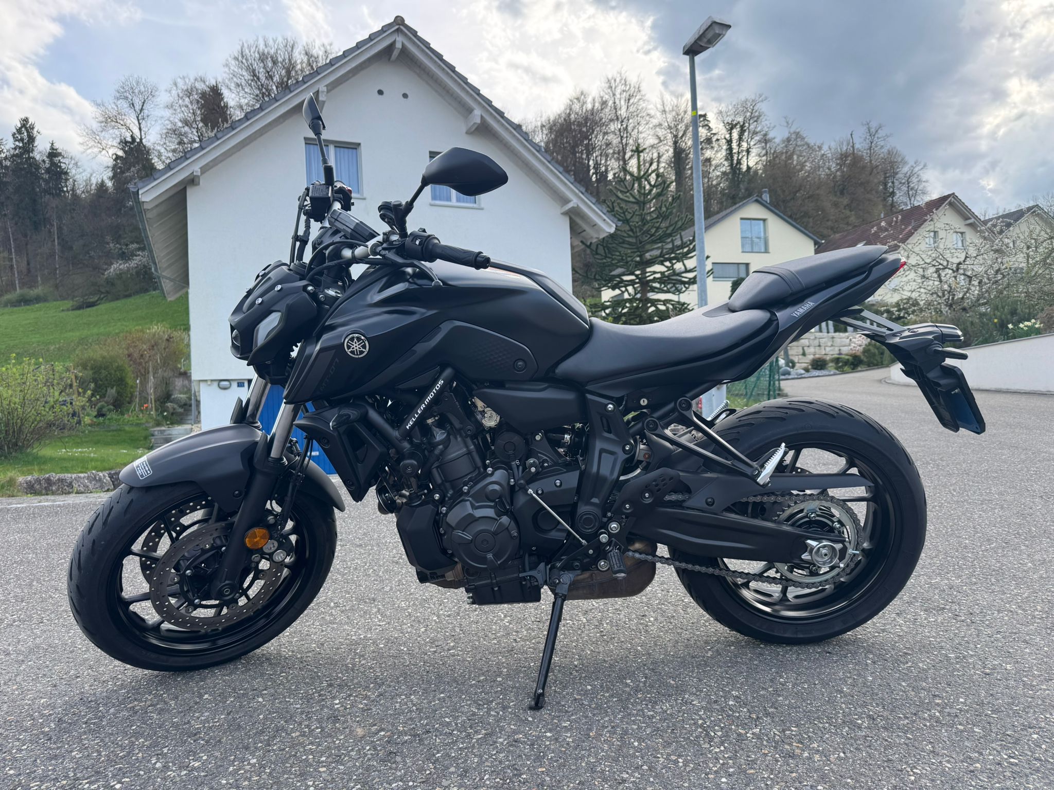 YAMAHA MT-07