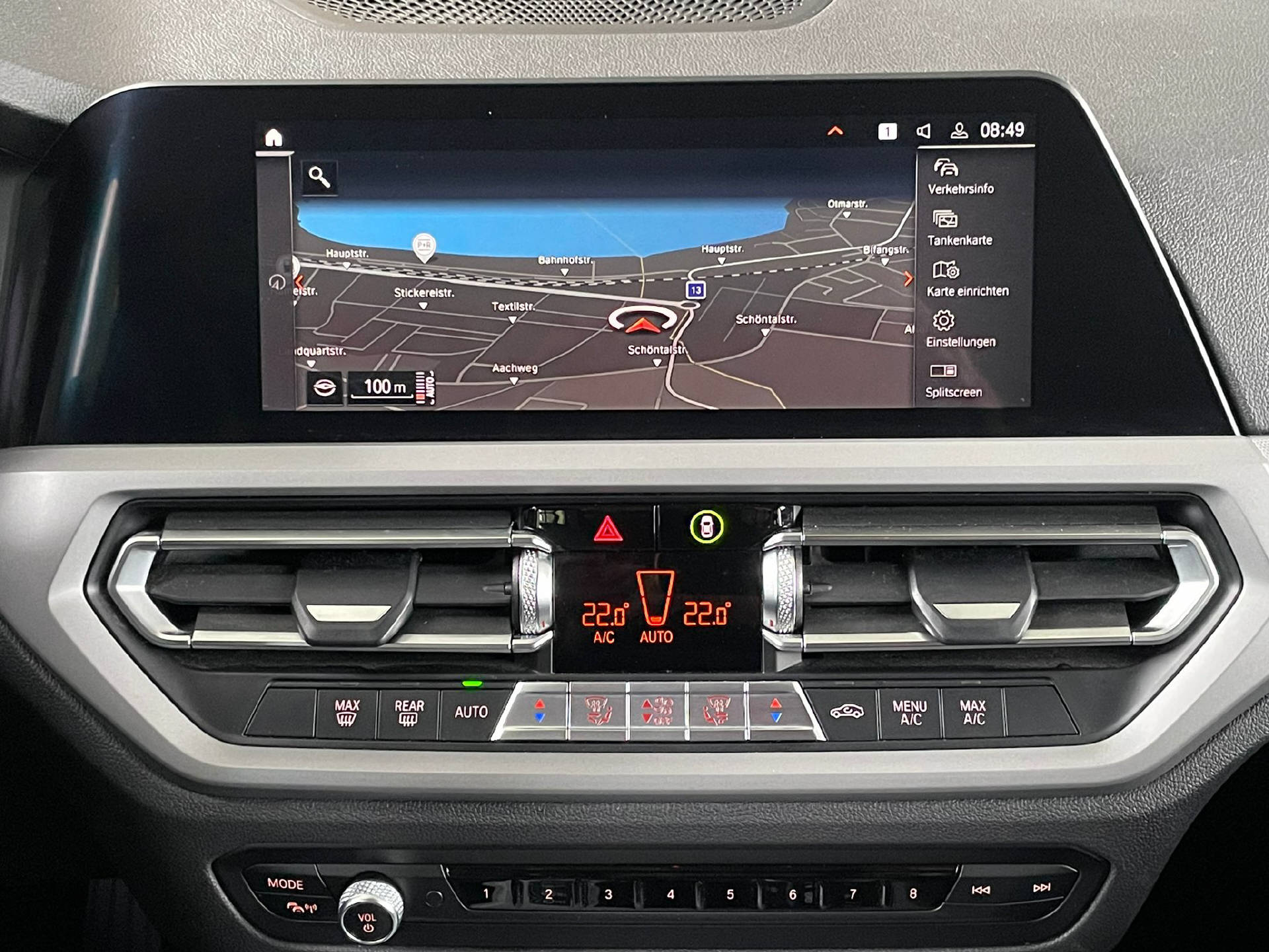 BMW 320d xDrive Touring-12