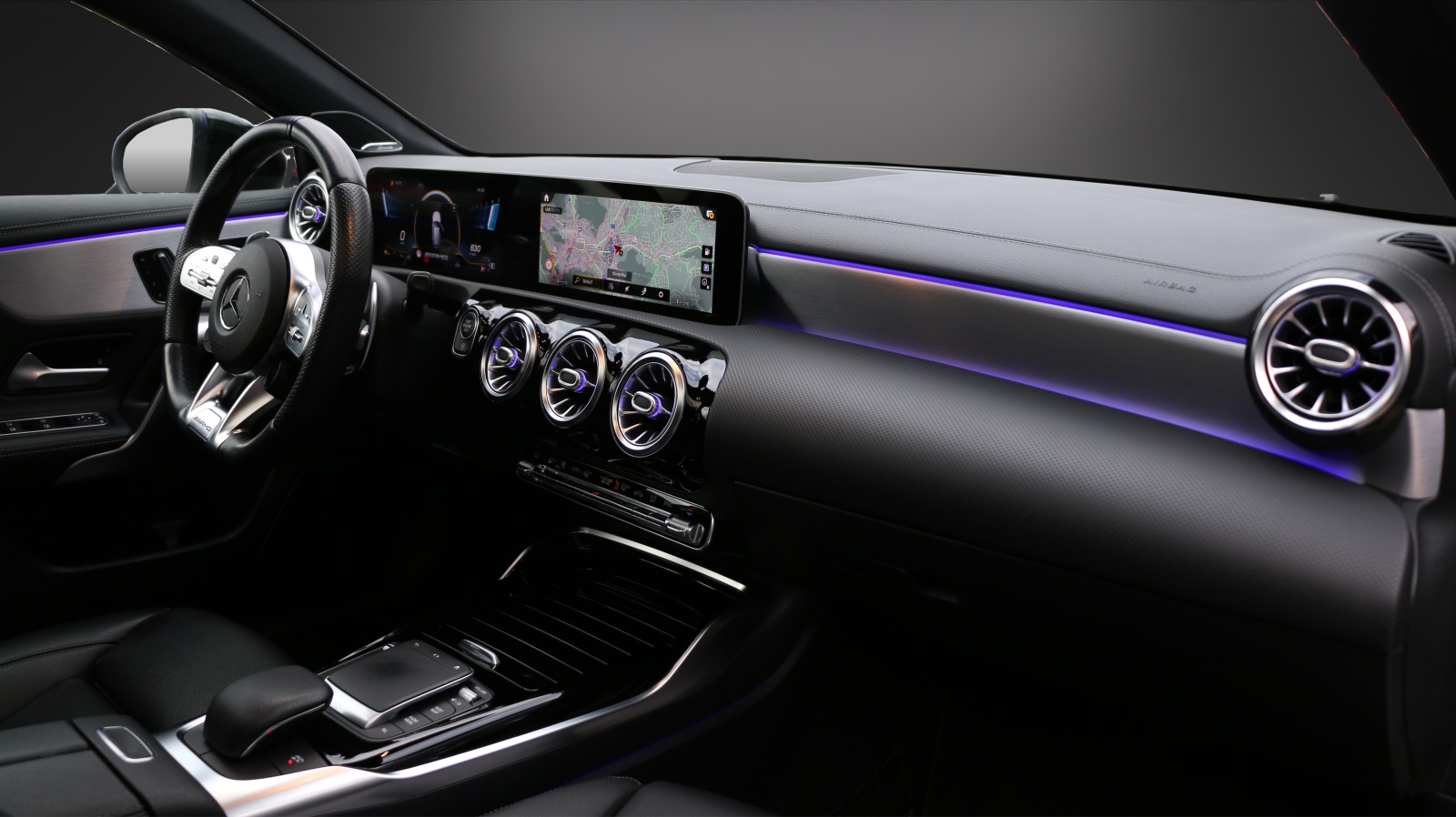 MERCEDES-BENZ A 45 S AMG 4Matic+ - 10