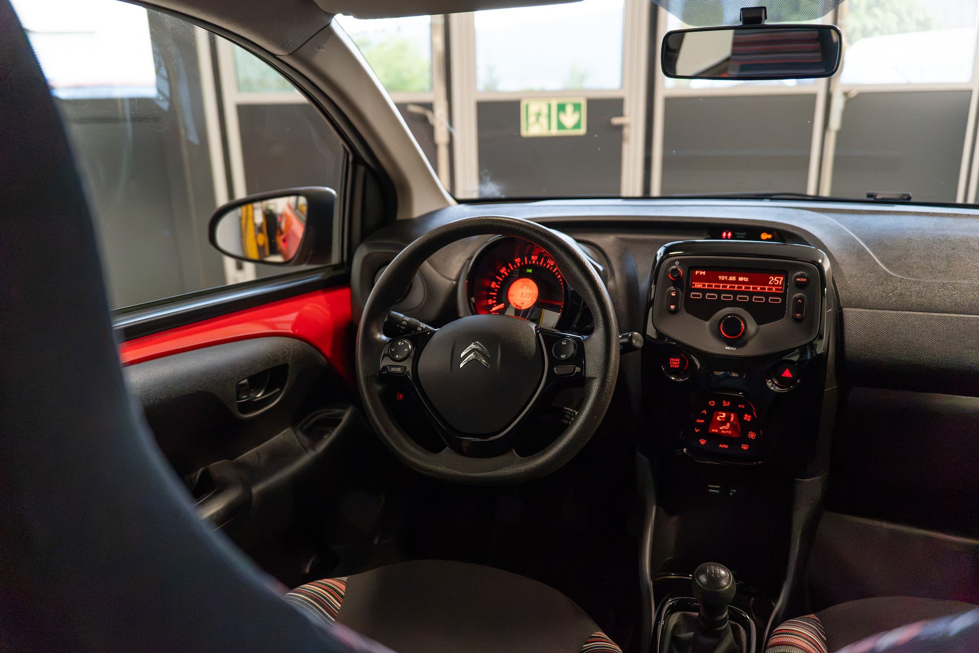 CITROEN C1 1.0 VTi Swiss Edition Stop&Start - 11