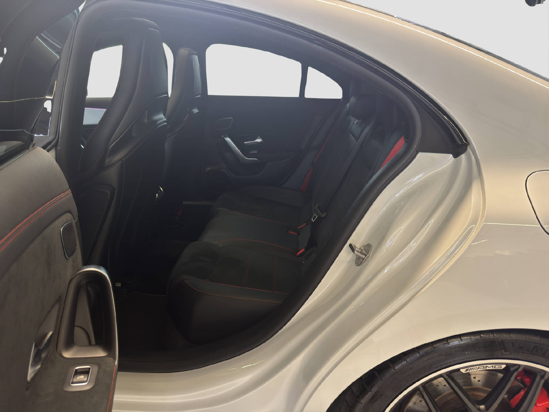 MERCEDES-BENZ CLA 45 S AMG 4MATIC+ - 14