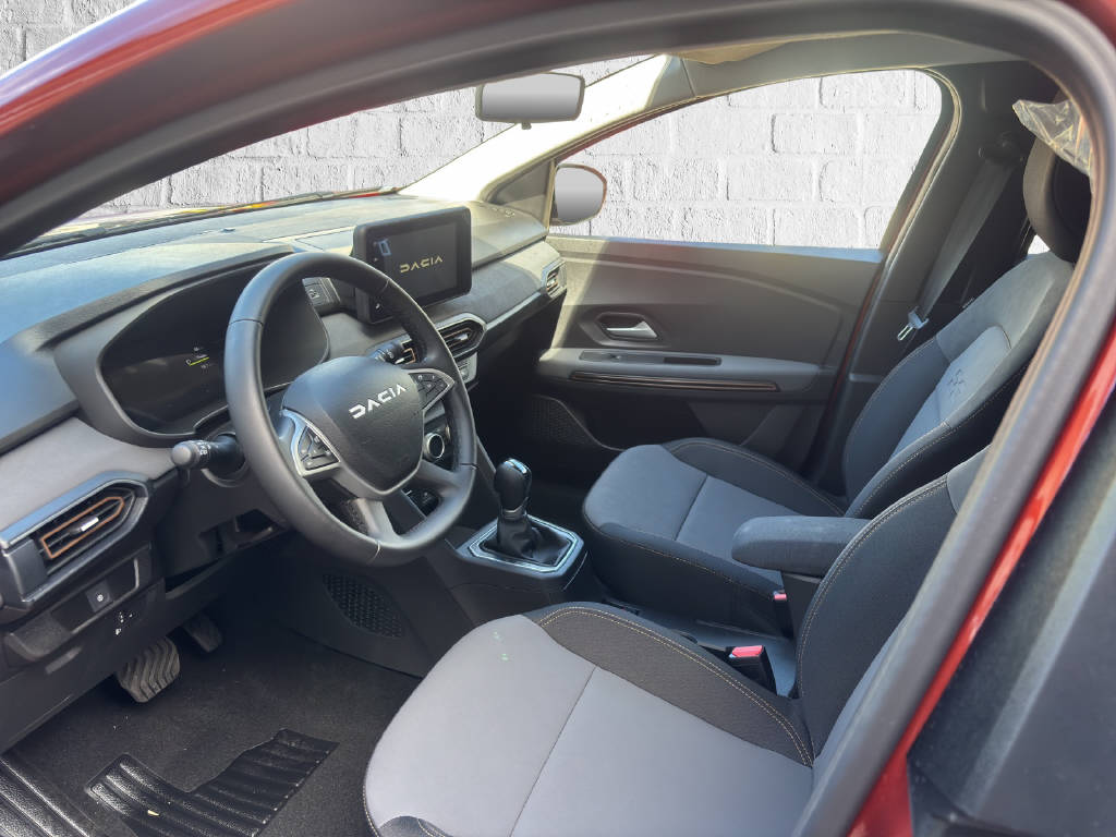 DACIA Jogger 1.6 Hybrid Extreme+ 7P - 6