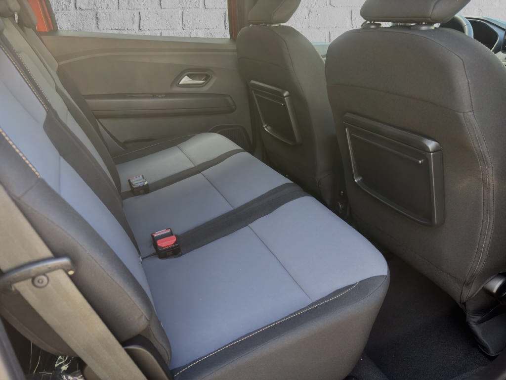 DACIA Jogger 1.6 Hybrid Extreme+ 7P - 8