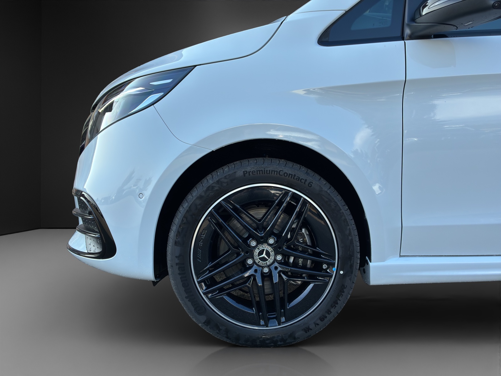 MERCEDES-BENZ Exclusive Swiss Edition - 13