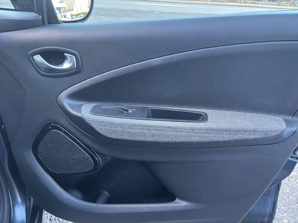 RENAULT Zoe R135 Intens (Batterie Miete) - 12