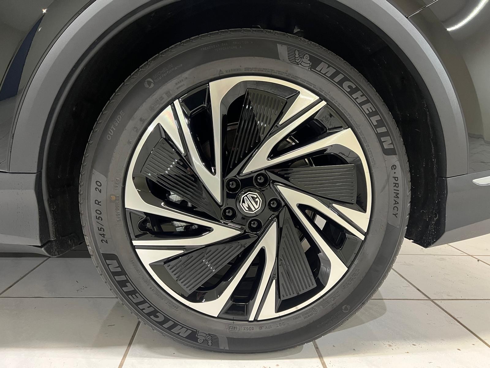 MG S6 EV 77kWh Luxury AWD - 8