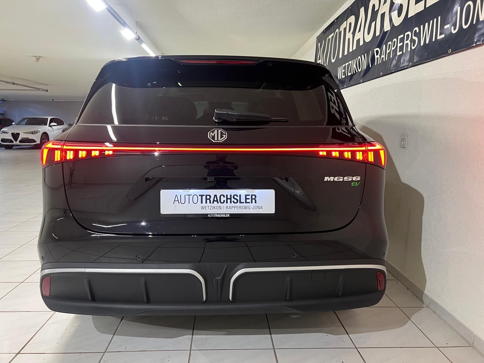 MG S6 EV 77kWh Luxury AWD - 5