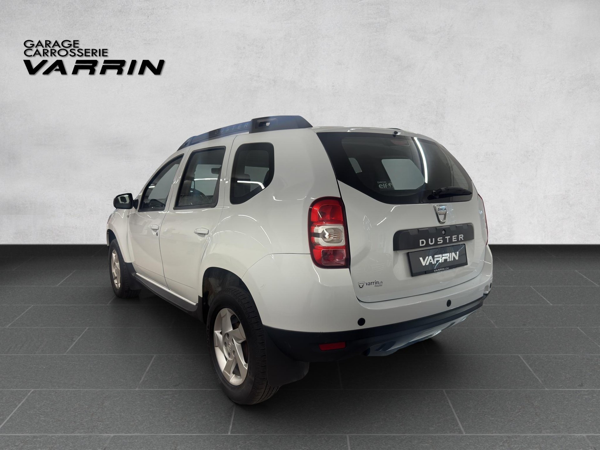DACIA Duster 1.6 Lauréate 4x4 - 4