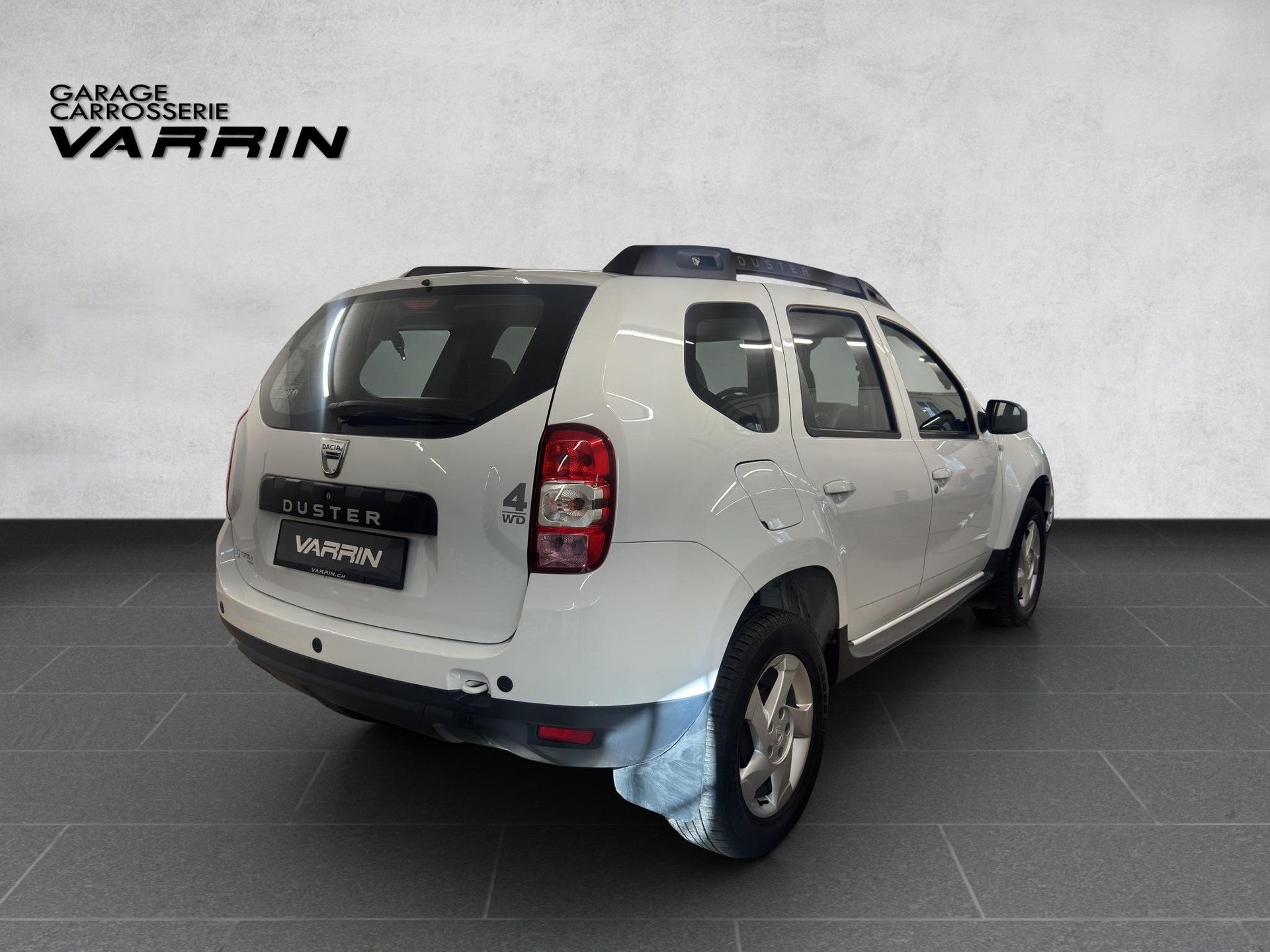 DACIA Duster 1.6 Lauréate 4x4 - 6