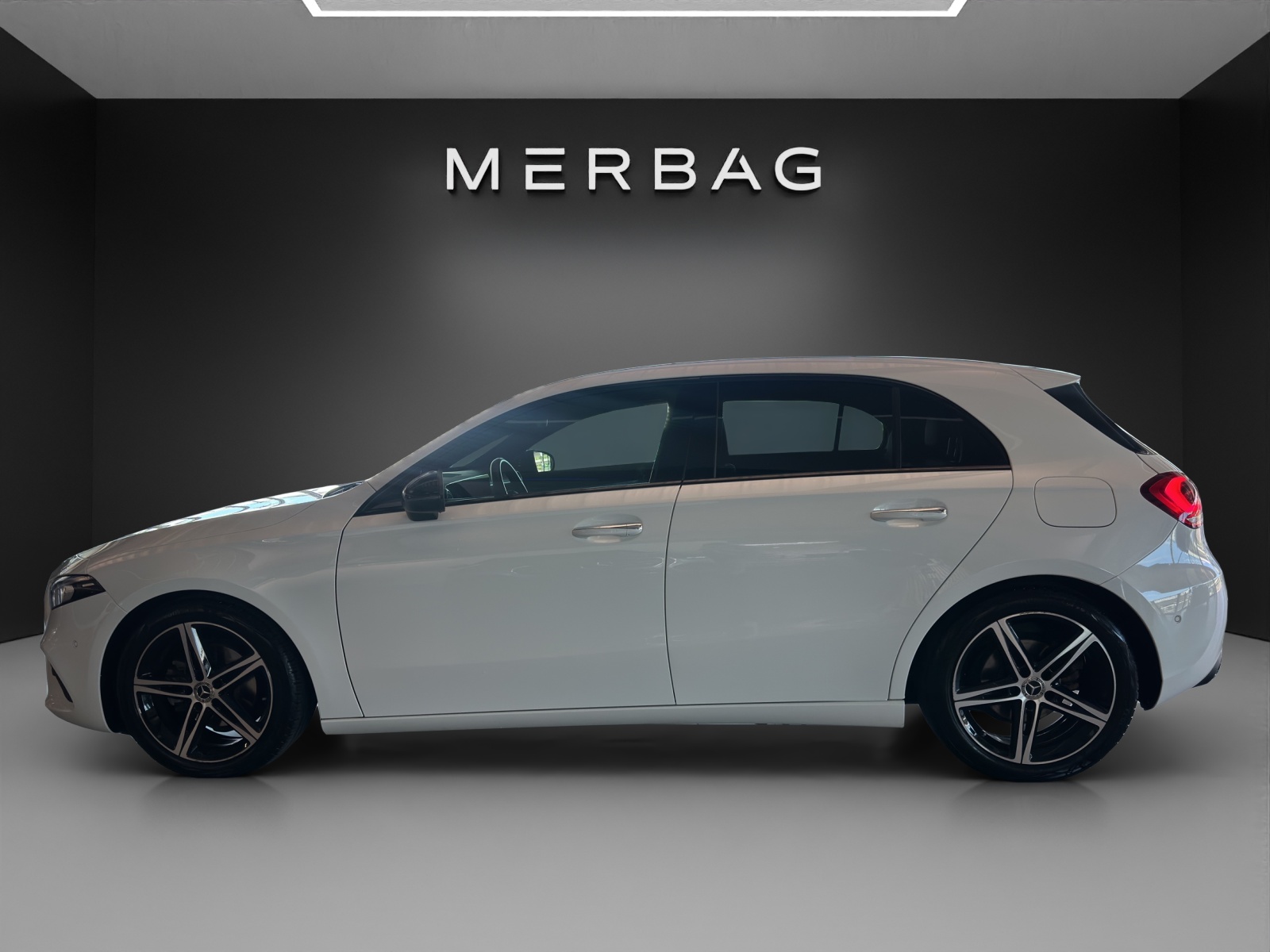 MERCEDES-BENZ A 180 Night Star - 3