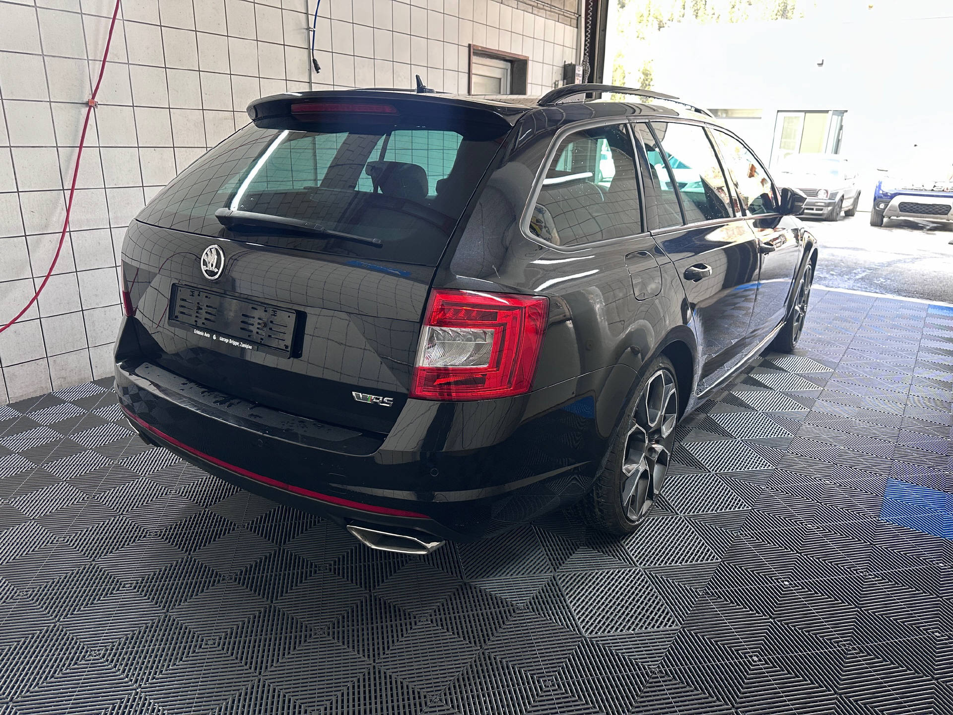 SKODA Octavia Combi 2.0 TDI 184 RS 4x4 DSG - 5
