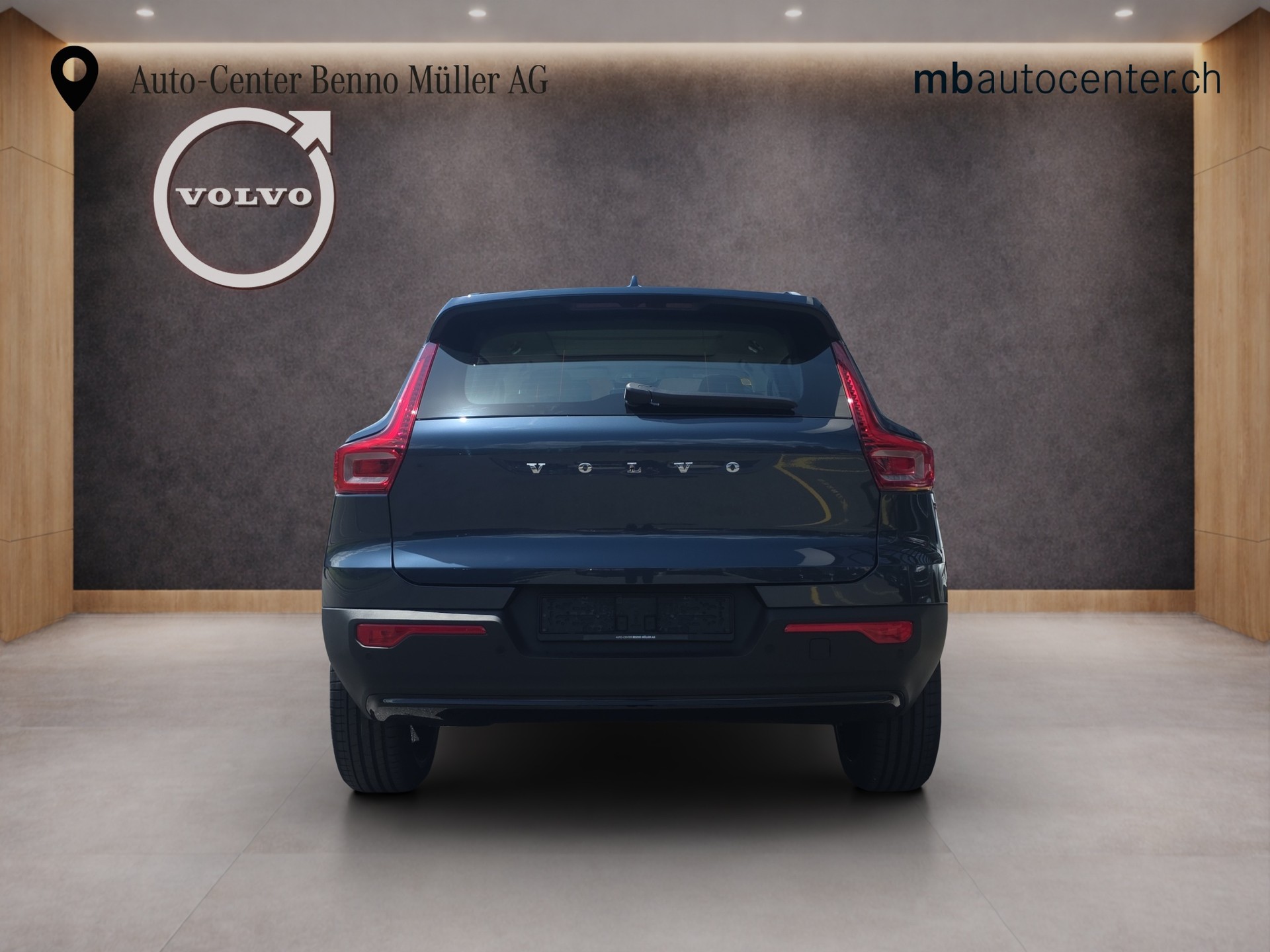 VOLVO XC40 2.0 B4 MH Ultra Dark - 4