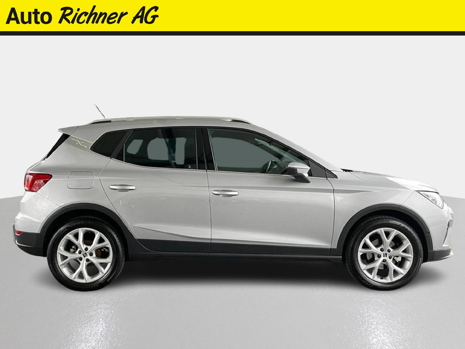 SEAT Arona 1.0 TSI 110 FR DSG-2