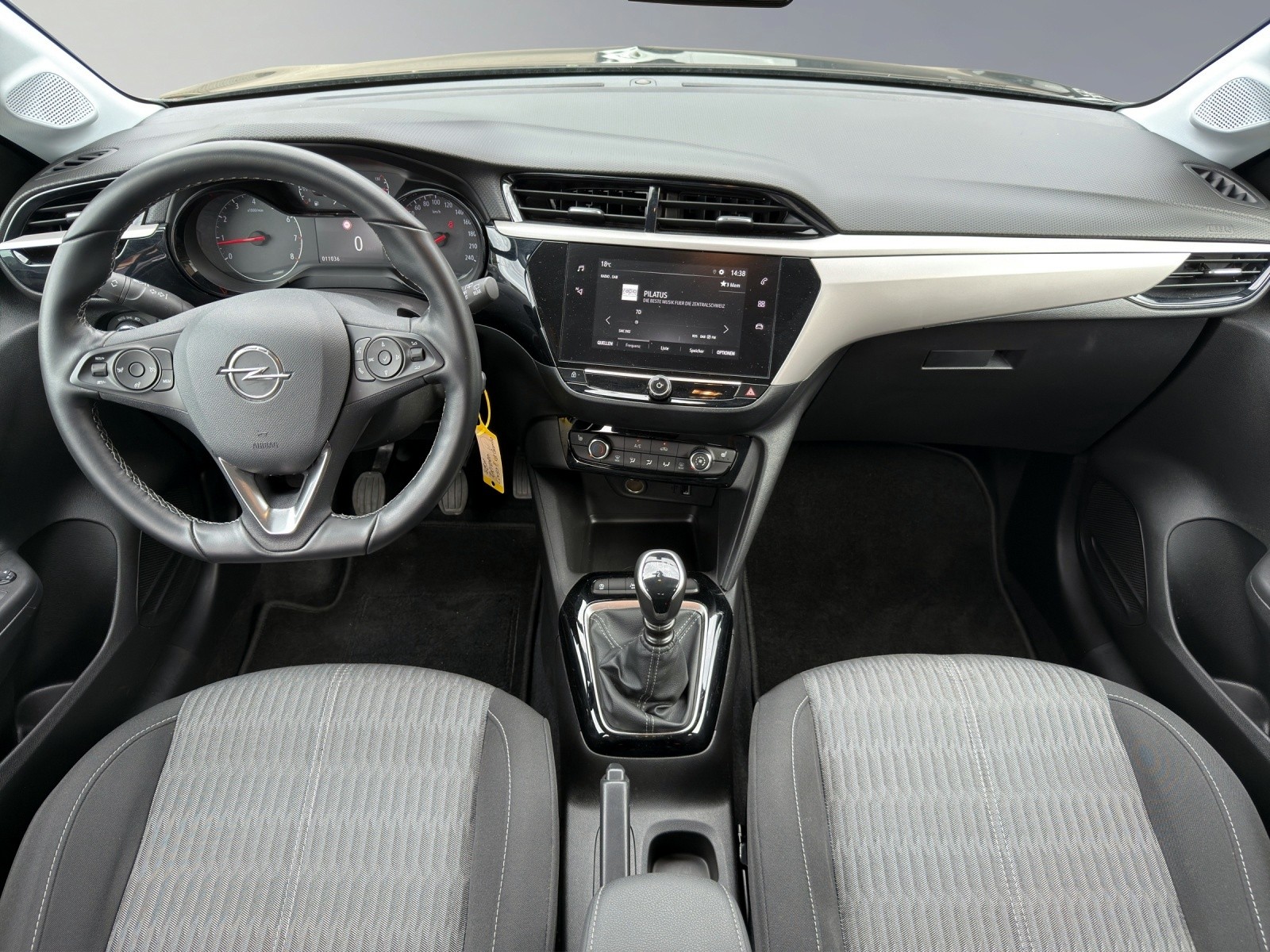 OPEL Corsa 1.2 T Edition - 12