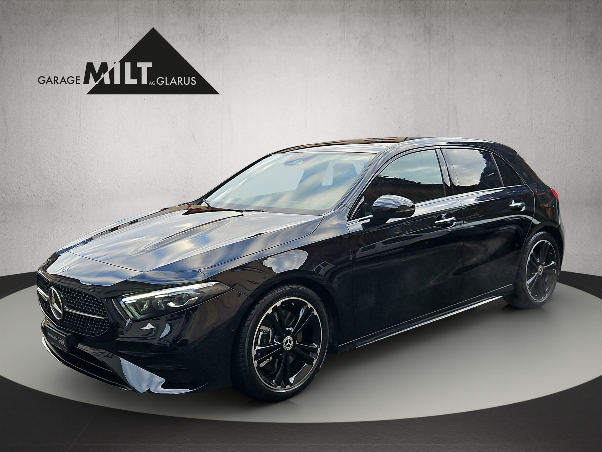 MERCEDES-BENZ A 220 AMG Line 4m