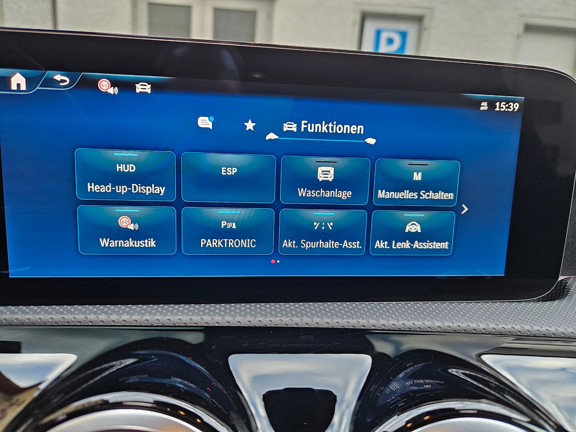 MERCEDES-BENZ A 220 AMG Line 4m - 15