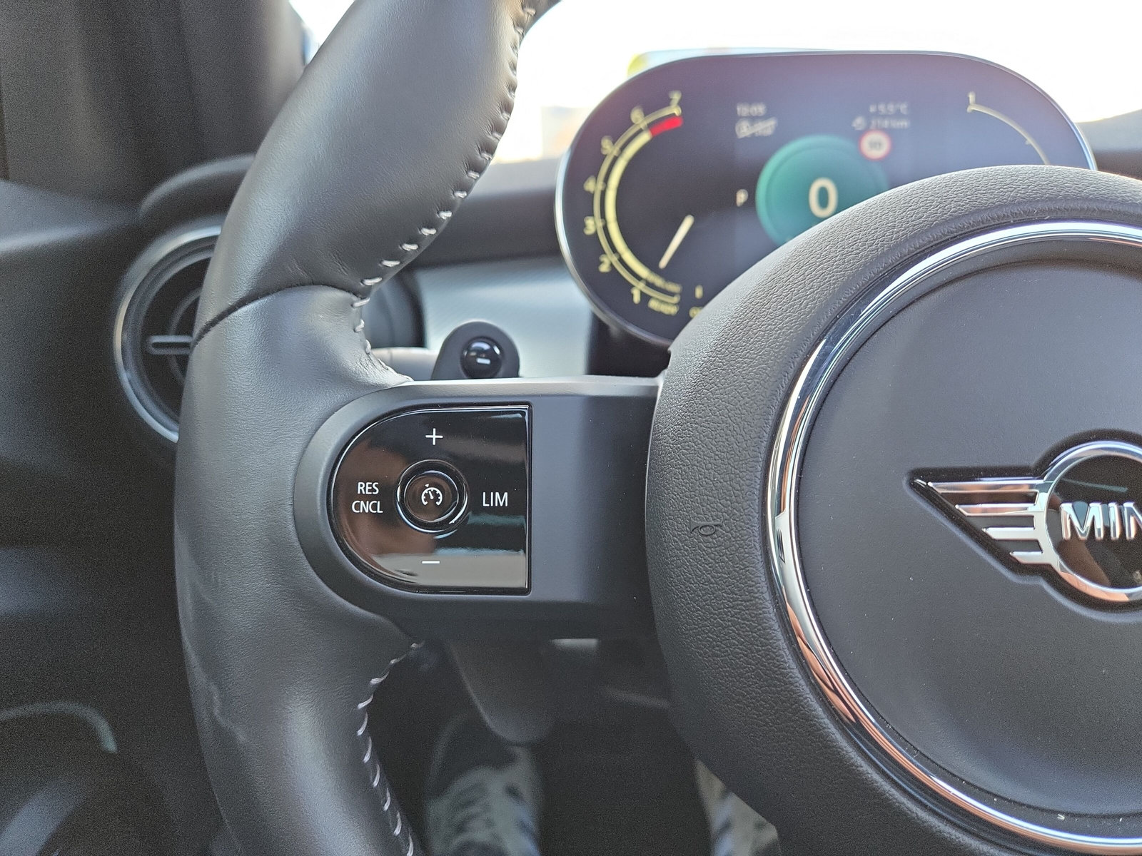 MINI Cooper S Steptronic DKG - 12