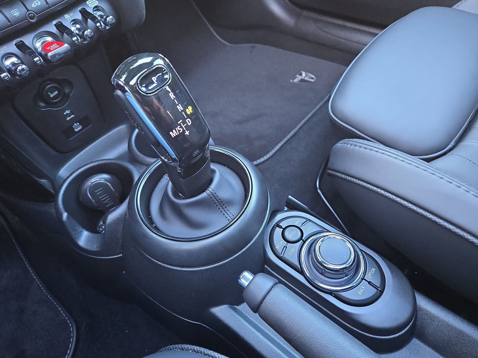 MINI Cooper S Steptronic DKG - 11