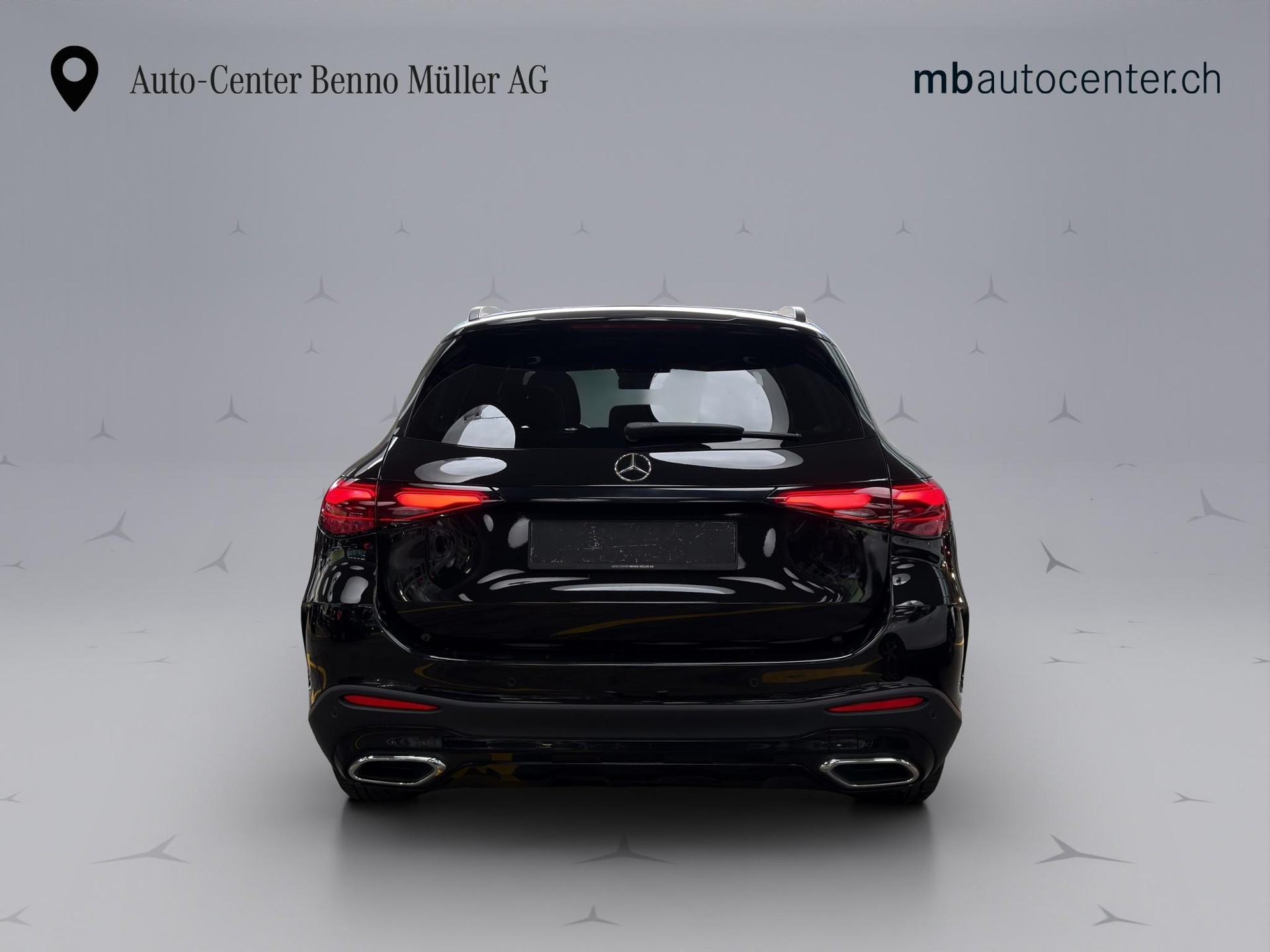 MERCEDES-BENZ GLC 200 AMG Line 4matic - 4