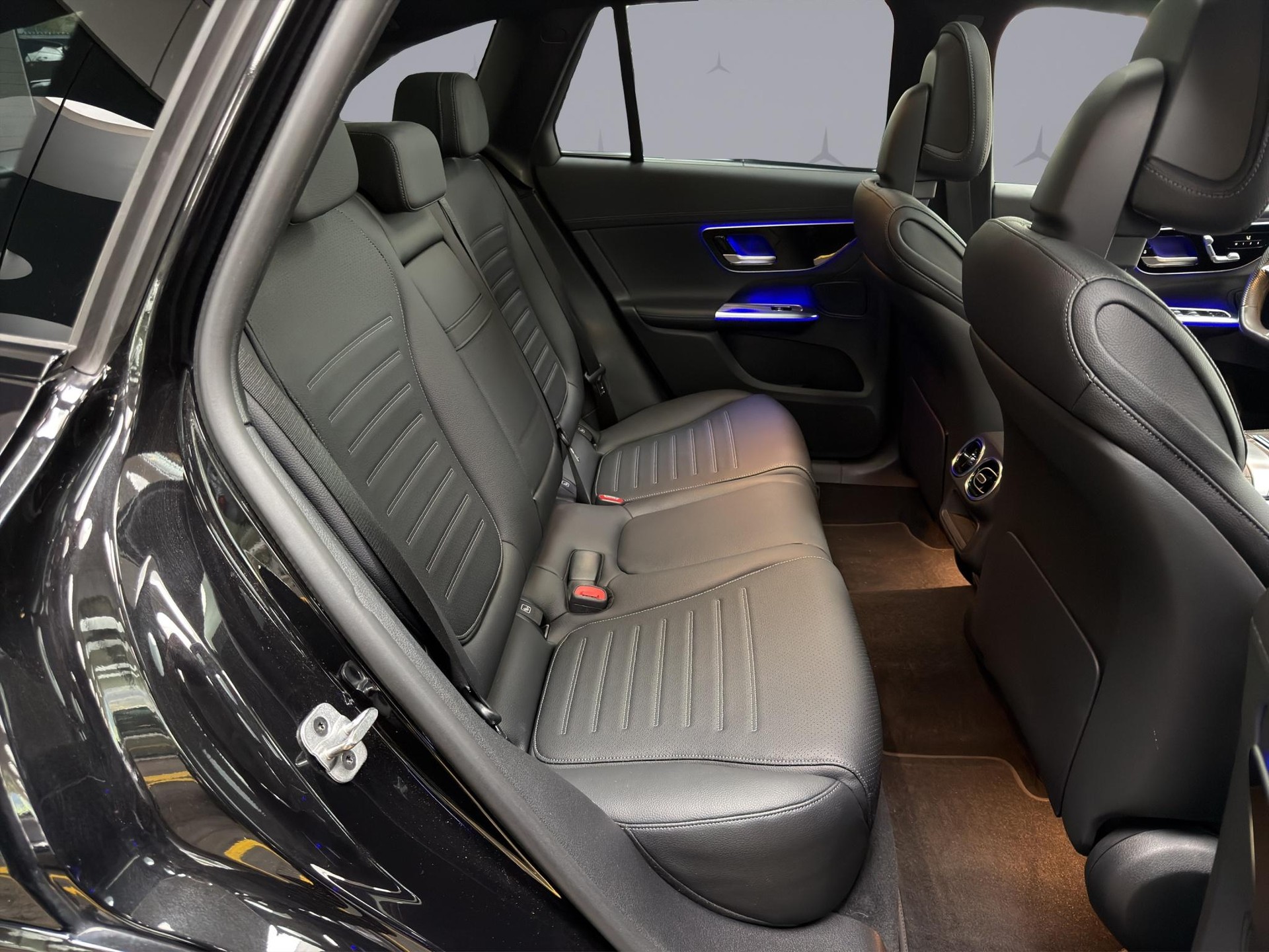 MERCEDES-BENZ GLC 200 AMG Line 4matic - 17