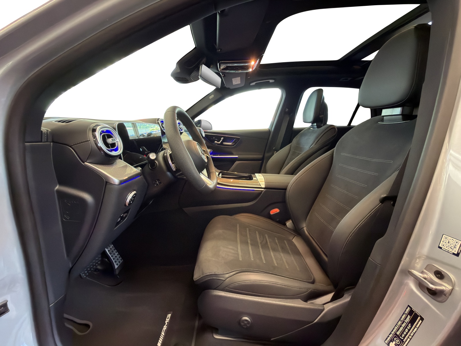 MERCEDES-BENZ GLC 300 4Matic 9G-Tronic - 11