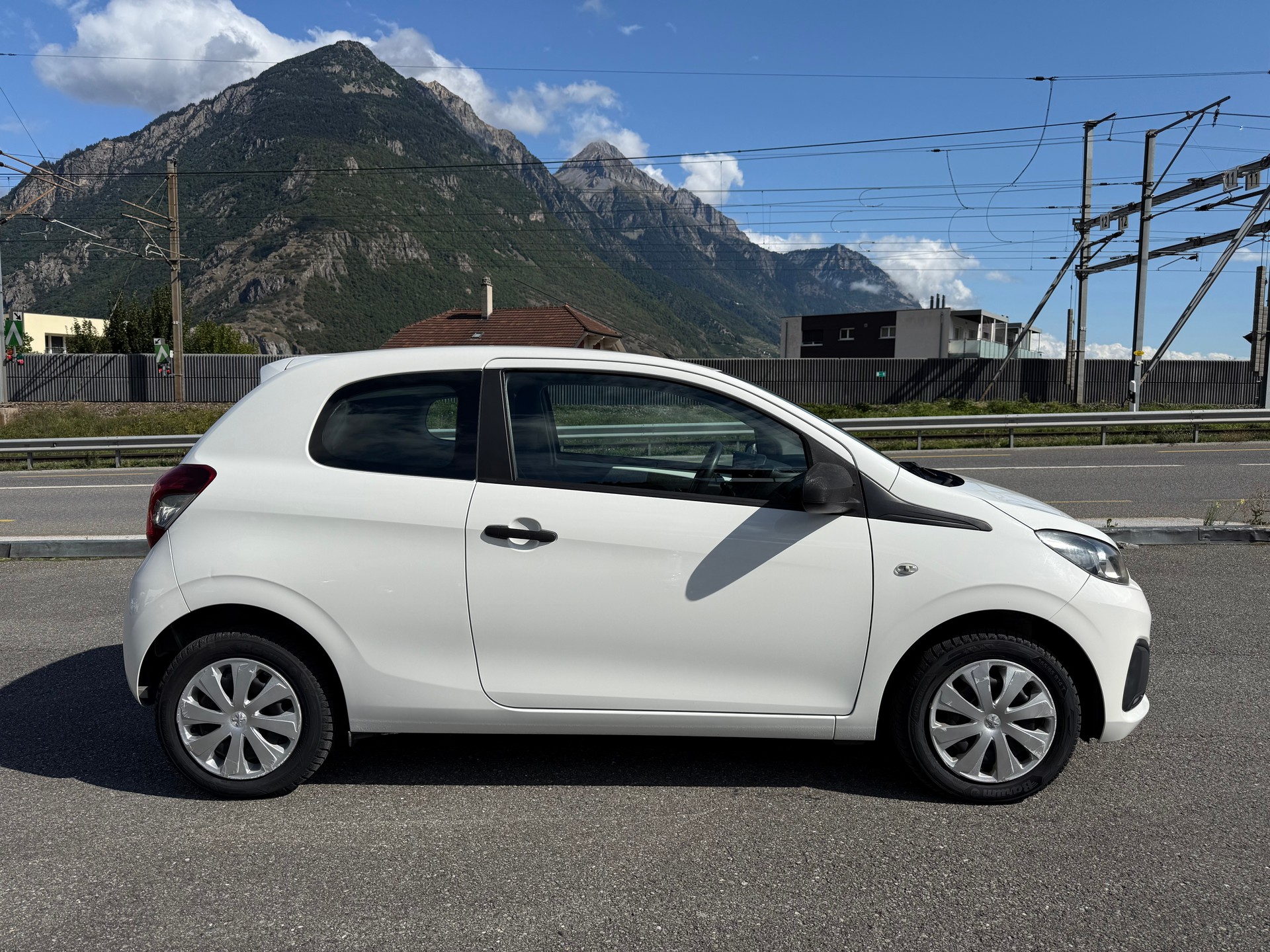 PEUGEOT 108 1.0 VTi Access - 6