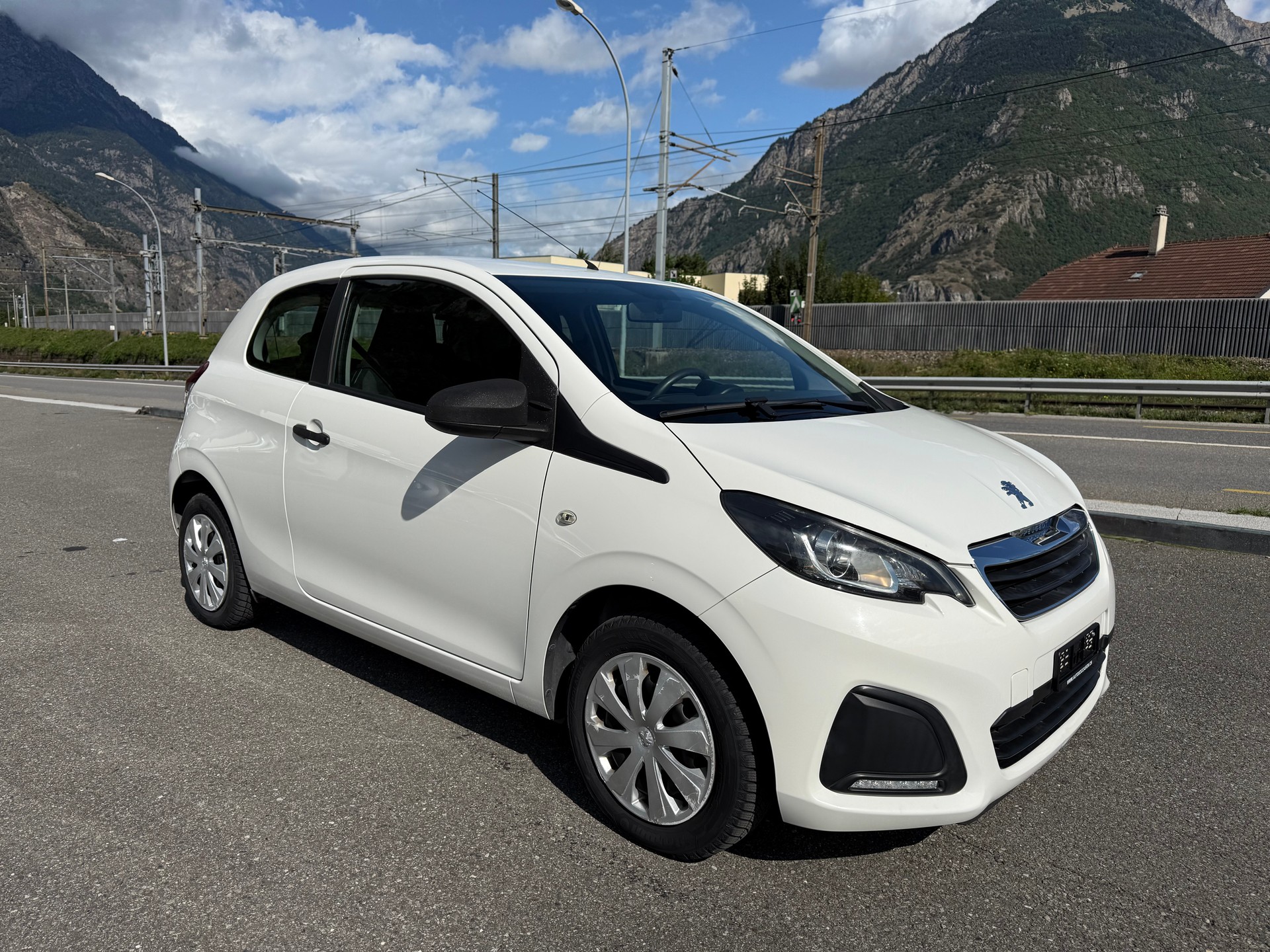 PEUGEOT 108 1.0 VTi Access - 5