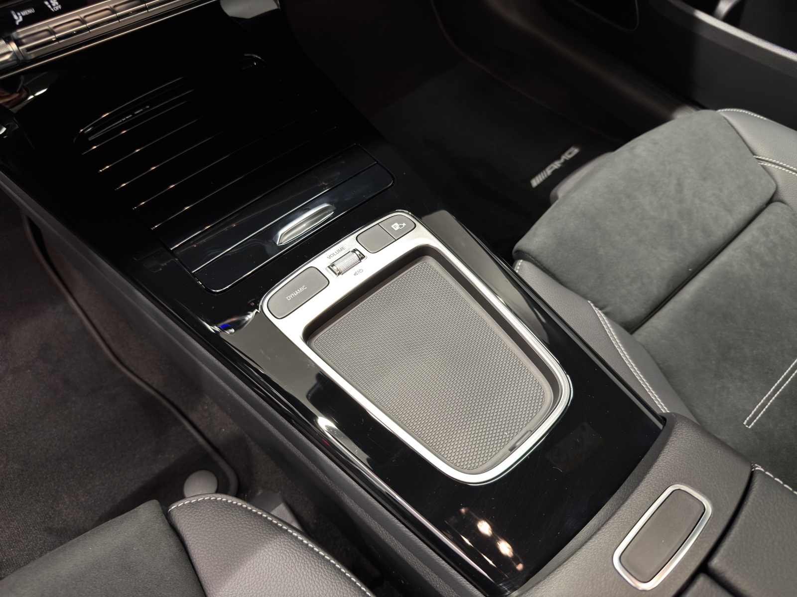 MERCEDES-BENZ A 220 d AMG Line - 16