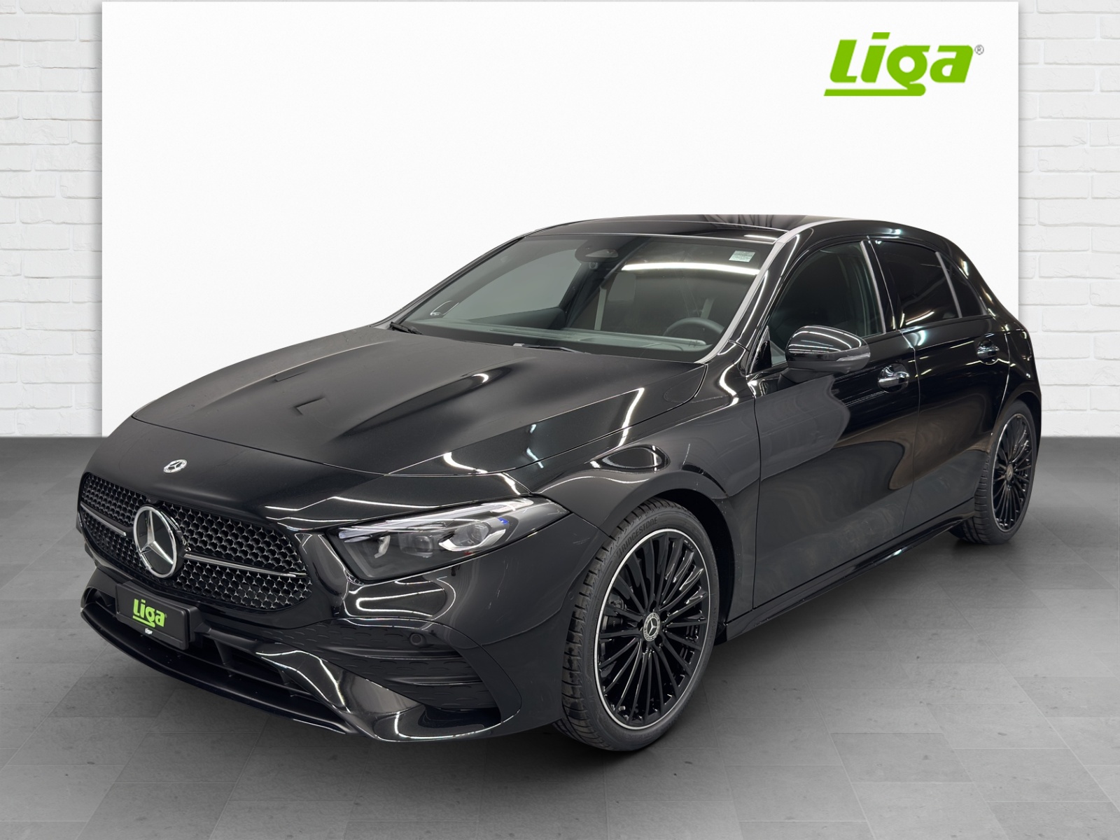 MERCEDES-BENZ A 220 d AMG Line - 2