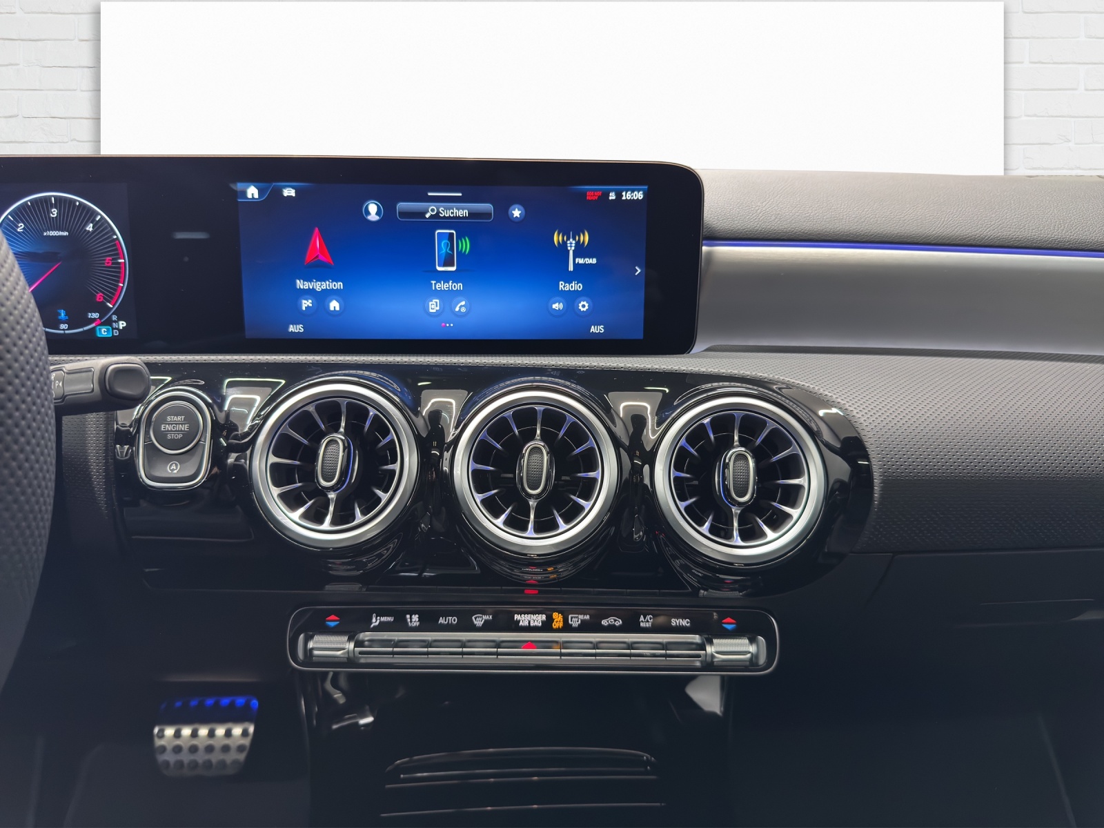 MERCEDES-BENZ A 220 d AMG Line - 9