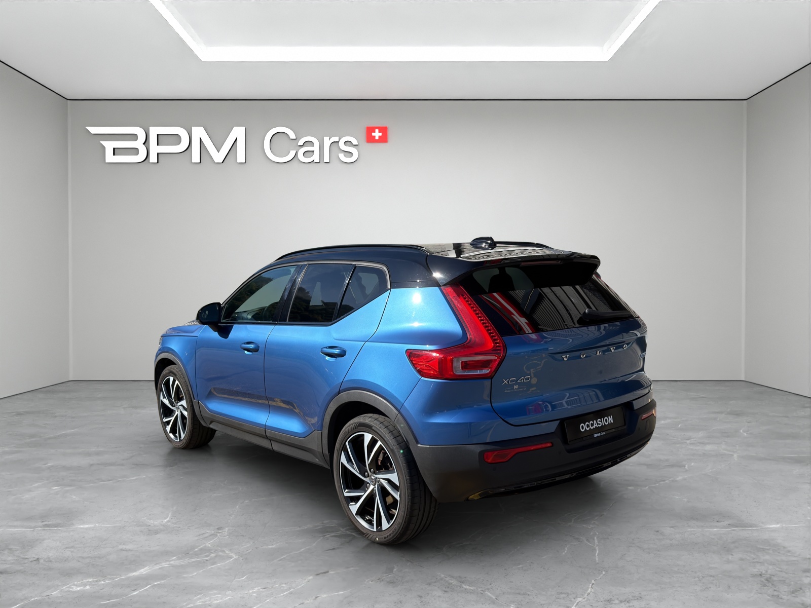 VOLVO XC40 2.0 B5 MH R-Design AWD - 6