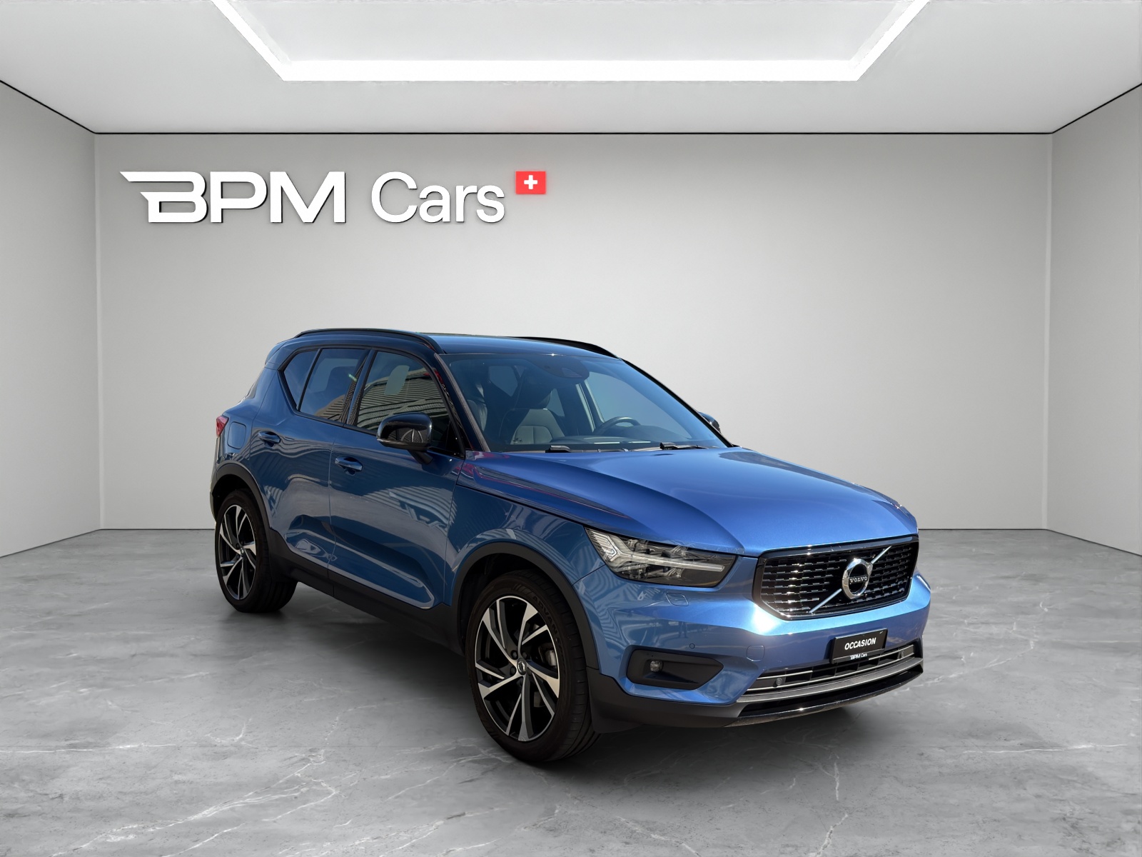 VOLVO XC40 2.0 B5 MH R-Design AWD - 3